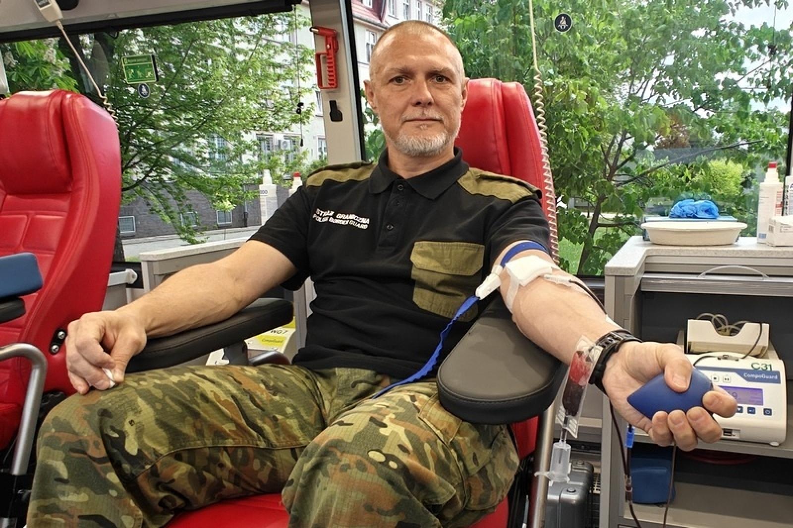 Zdjęcie w galerii na portalu naszraciborz.pl: Pierwsza w tym roku zbiórka krwi w Śląskim Oddziale SG wiadomości z regionu