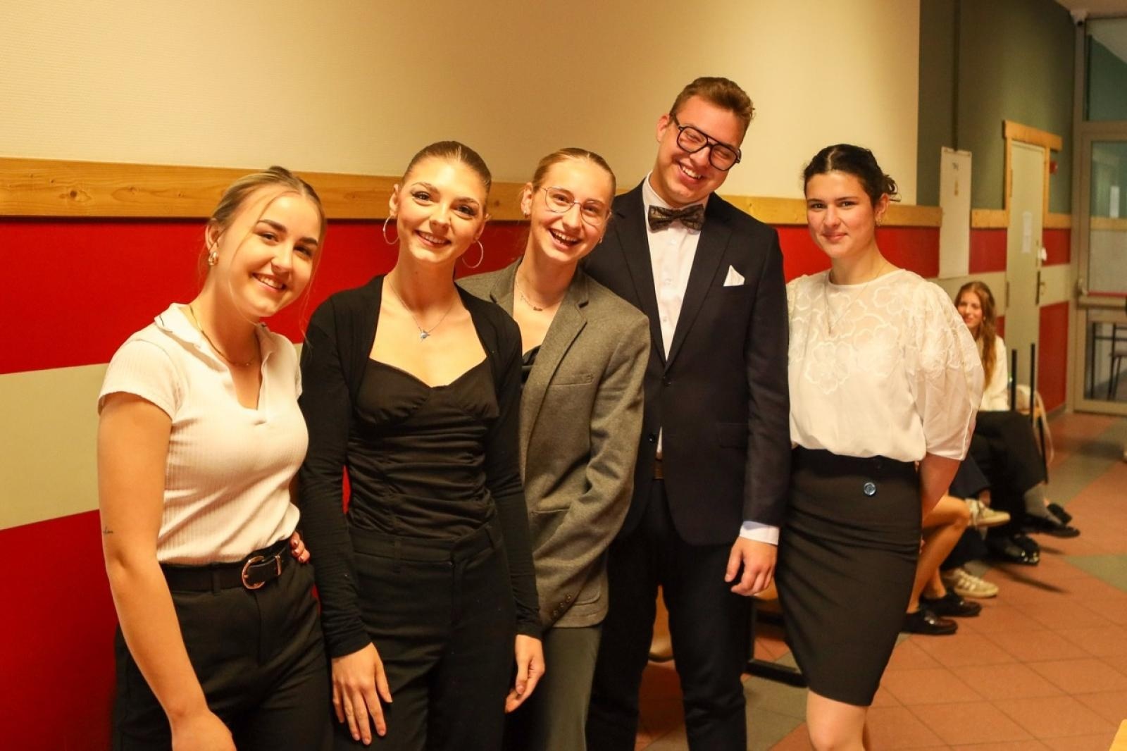 Zdjęcie w galerii na portalu naszraciborz.pl: Matura z matematyki w CKZiU nr 1 – egzamin w Gastronomiku i Budowlance wiadomości z regionu