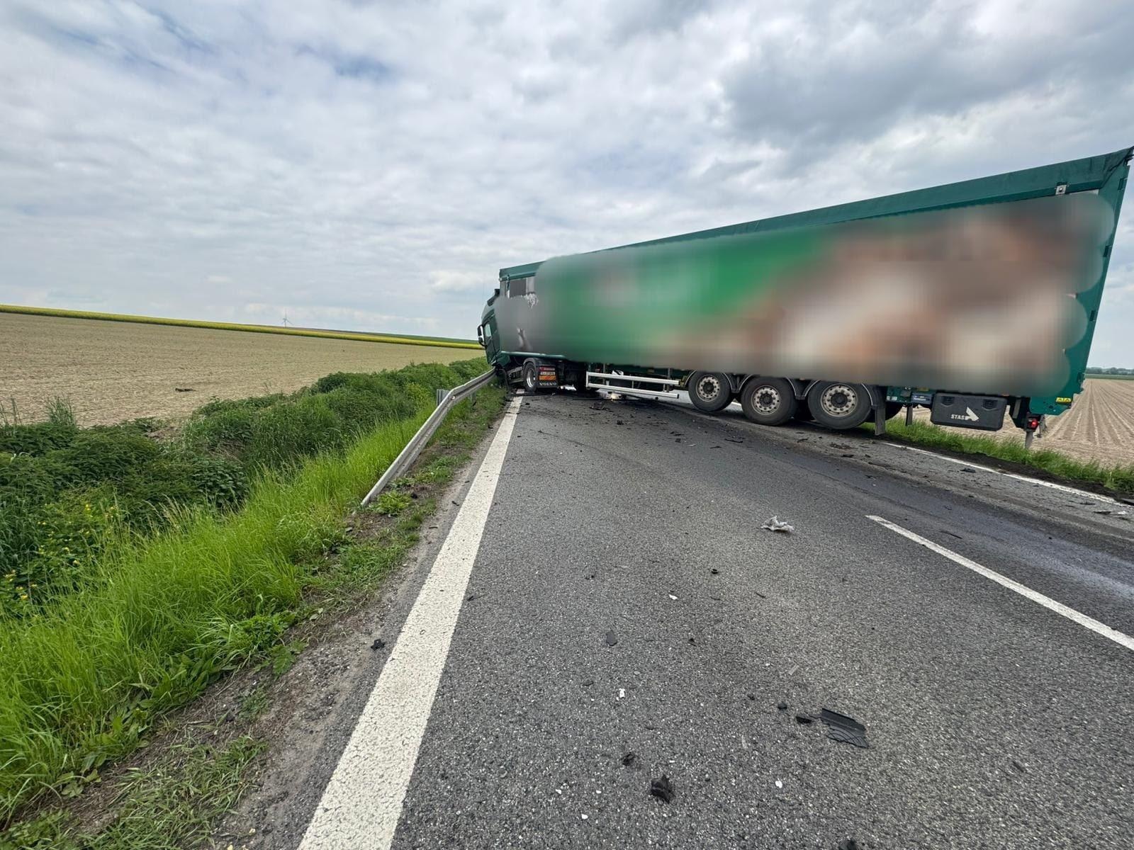 Zdjęcie w galerii na portalu naszraciborz.pl: Tragiczny wypadek w Bieńkowicach. Nie żyje 32-letni kierowca volkswagena [KOMUNIKAT POLICJI] wiadomości z regionu