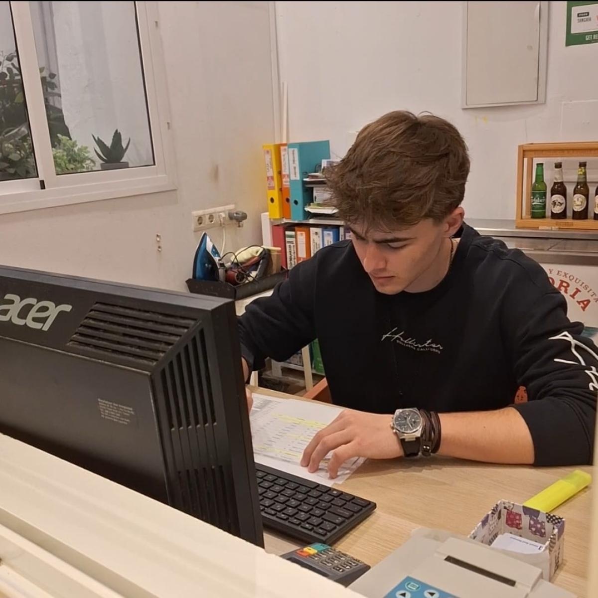 Zdjęcie w galerii na portalu naszraciborz.pl: Zawodowa przygoda w sercu Andaluzji – praktyki uczniów Ekonomika wiadomości z regionu