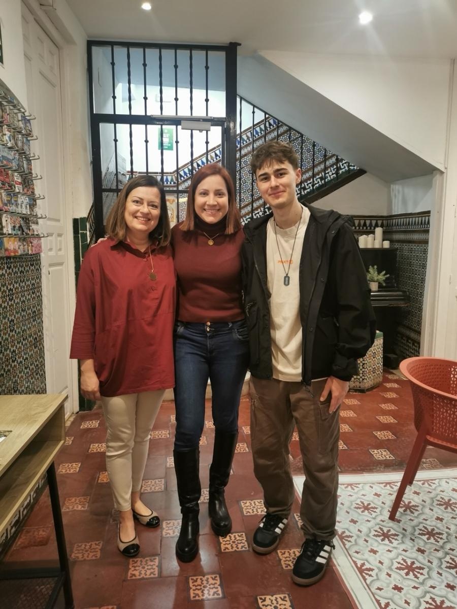 Zdjęcie w galerii na portalu naszraciborz.pl: Zawodowa przygoda w sercu Andaluzji – praktyki uczniów Ekonomika wiadomości z regionu