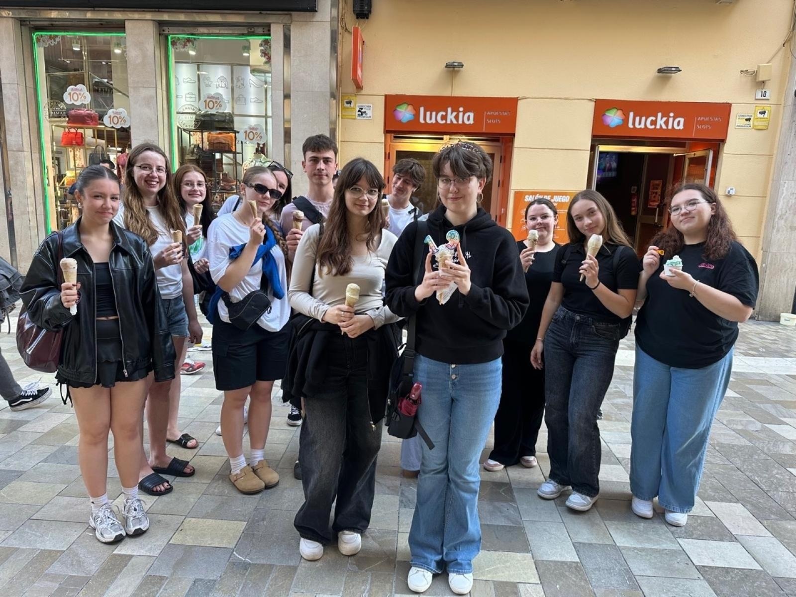 Zdjęcie w galerii na portalu naszraciborz.pl: Zawodowa przygoda w sercu Andaluzji – praktyki uczniów Ekonomika wiadomości z regionu