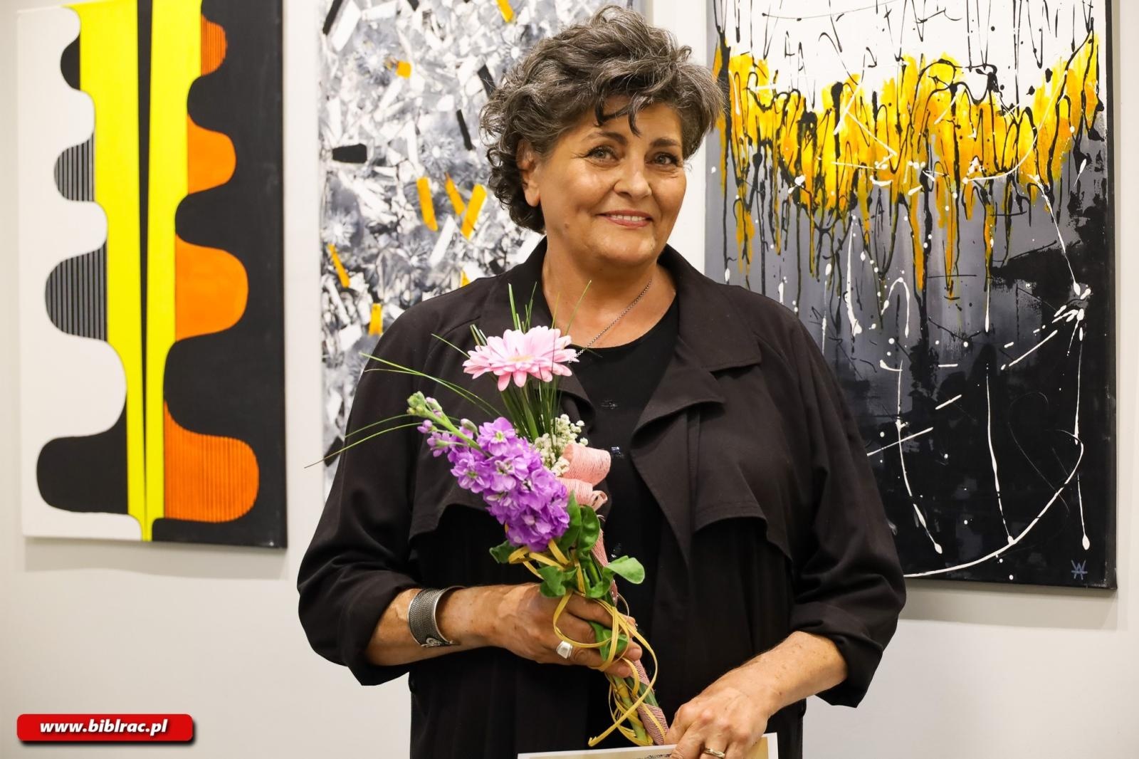 Zdjęcie w galerii na portalu naszraciborz.pl: W ramach i bez ram – wyjątkowy wernisaż Anny Żychskiej w Raciborzu wiadomości z regionu