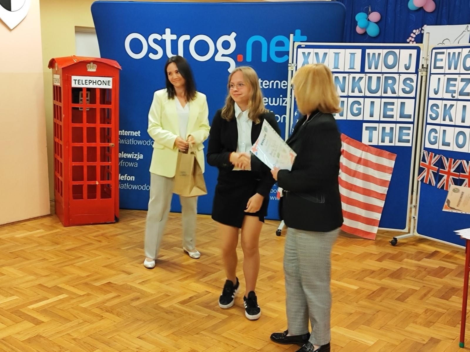 Zdjęcie w galerii na portalu naszraciborz.pl: XVII Wojewódzki Konkurs Języka Angielskiego The Globe w SP18  wiadomości z regionu