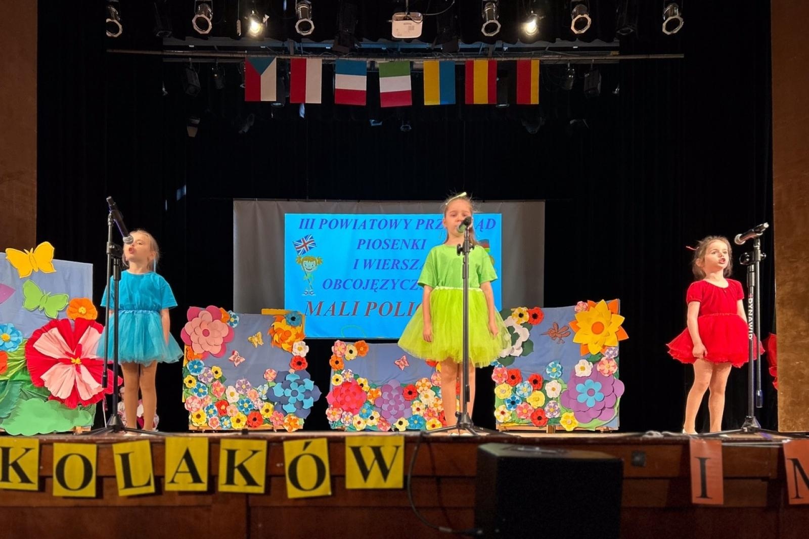 Zdjęcie w galerii na portalu naszraciborz.pl: 21 występów w XV Mini Festiwalu Przedszkolaków wiadomości z regionu