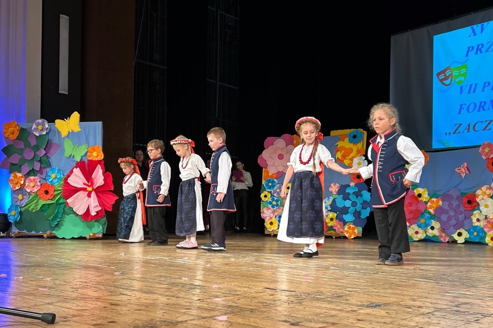 Zdjęcie w galerii na portalu naszraciborz.pl: 21 występów w XV Mini Festiwalu Przedszkolaków wiadomości z regionu
