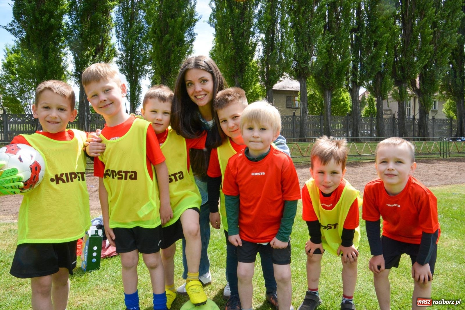 Zdjęcie w galerii na portalu naszraciborz.pl: Turniej Puchar Juniora 2025 - sportowa integracja najmłodszych z Junior Trening i ANS wiadomości z regionu