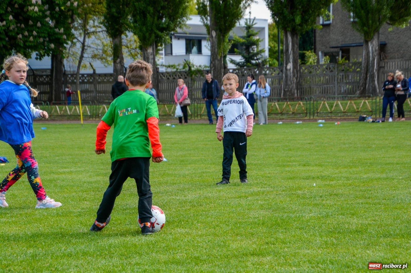Zdjęcie w galerii na portalu naszraciborz.pl: Turniej Puchar Juniora 2025 - sportowa integracja najmłodszych z Junior Trening i ANS wiadomości z regionu