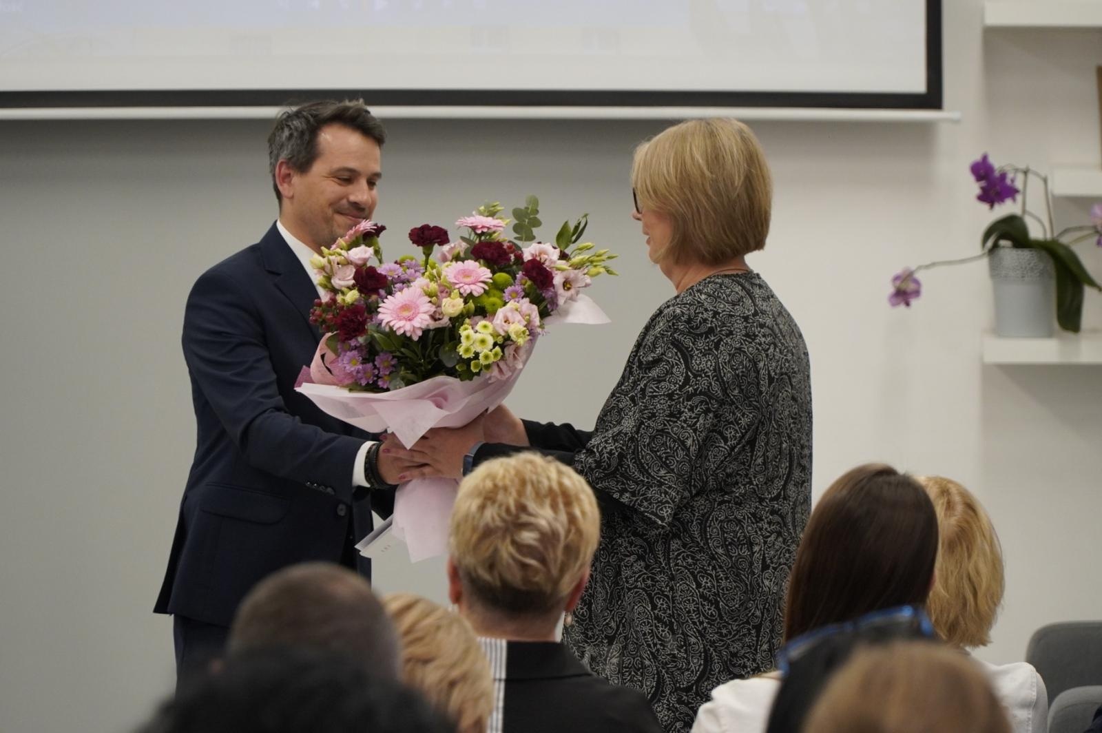 Zdjęcie w galerii na portalu naszraciborz.pl: Święto Bibliotekarzy w raciborskiej książnicy wiadomości z regionu