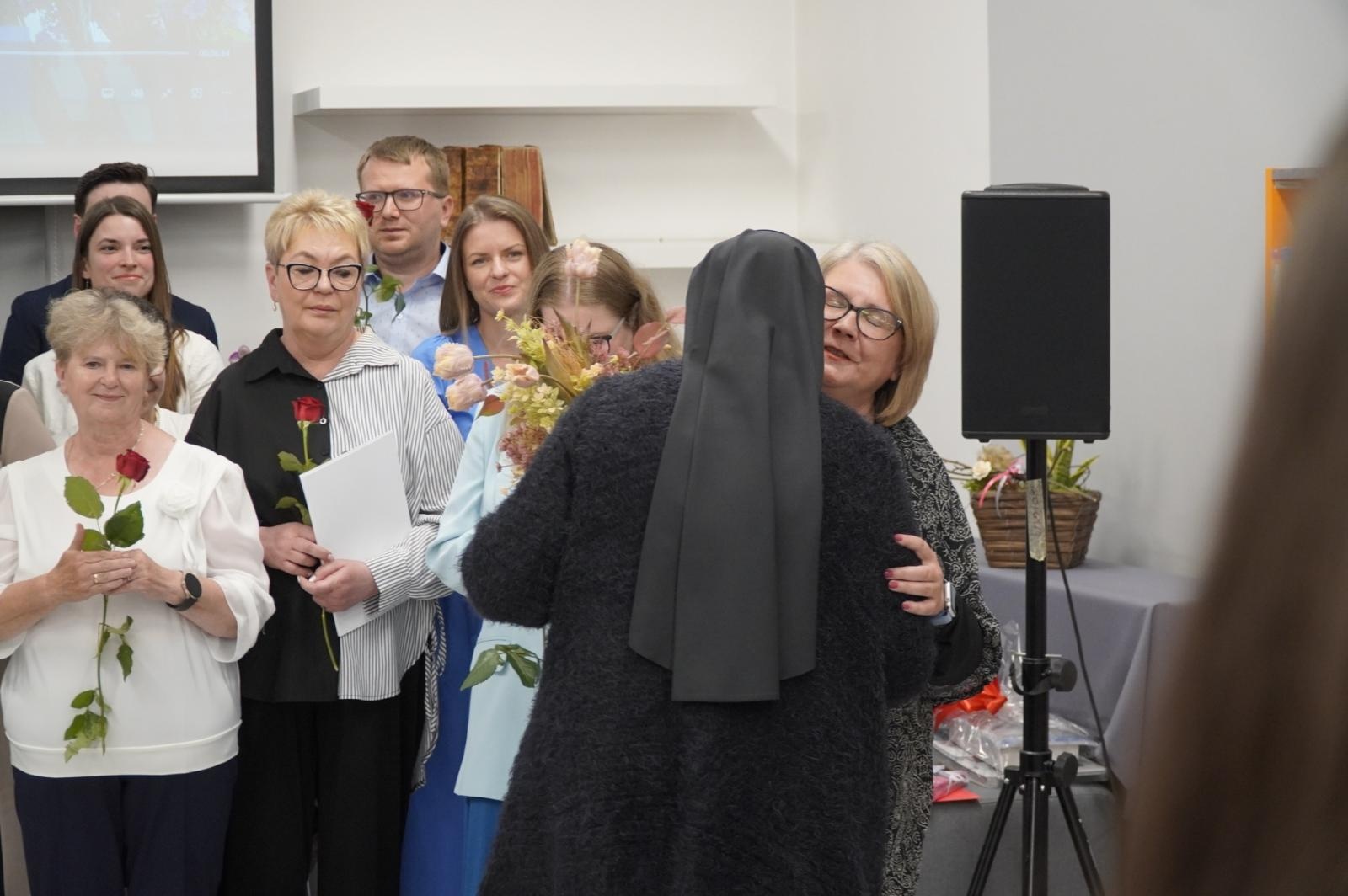 Zdjęcie w galerii na portalu naszraciborz.pl: Święto Bibliotekarzy w raciborskiej książnicy wiadomości z regionu