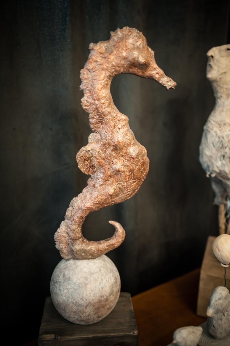 Zdjęcie w galerii na portalu naszraciborz.pl: Ciemna noc duszy – wernisaż prac Jolanty Krzyżek na zamku wiadomości z regionu