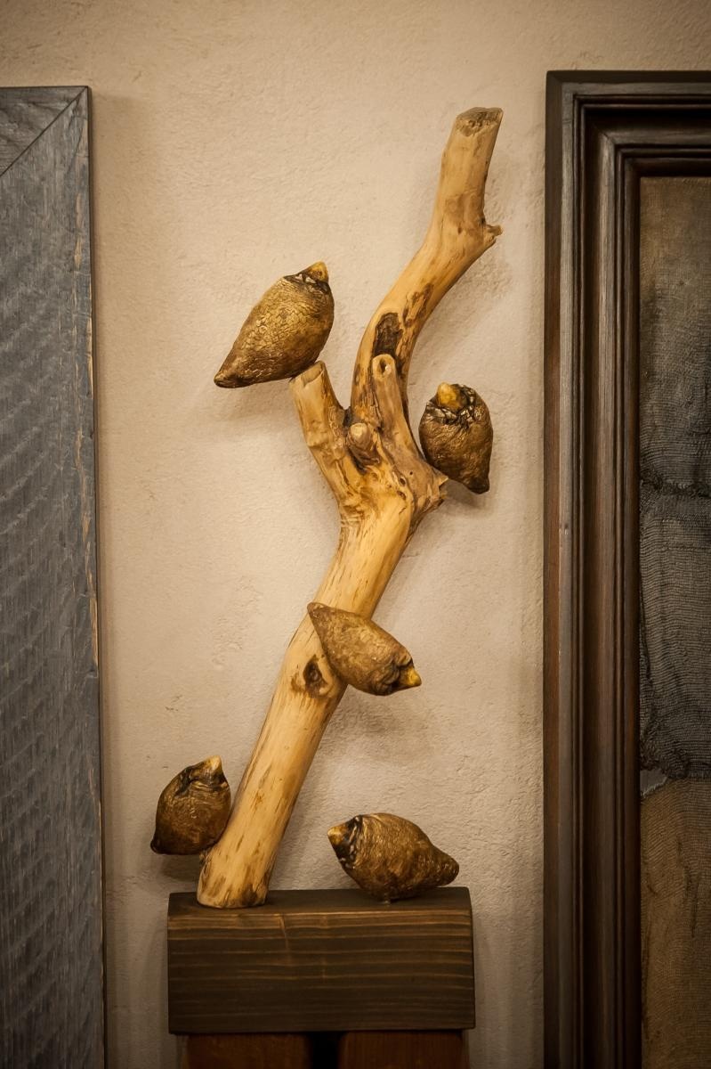 Zdjęcie w galerii na portalu naszraciborz.pl: Ciemna noc duszy – wernisaż prac Jolanty Krzyżek na zamku wiadomości z regionu