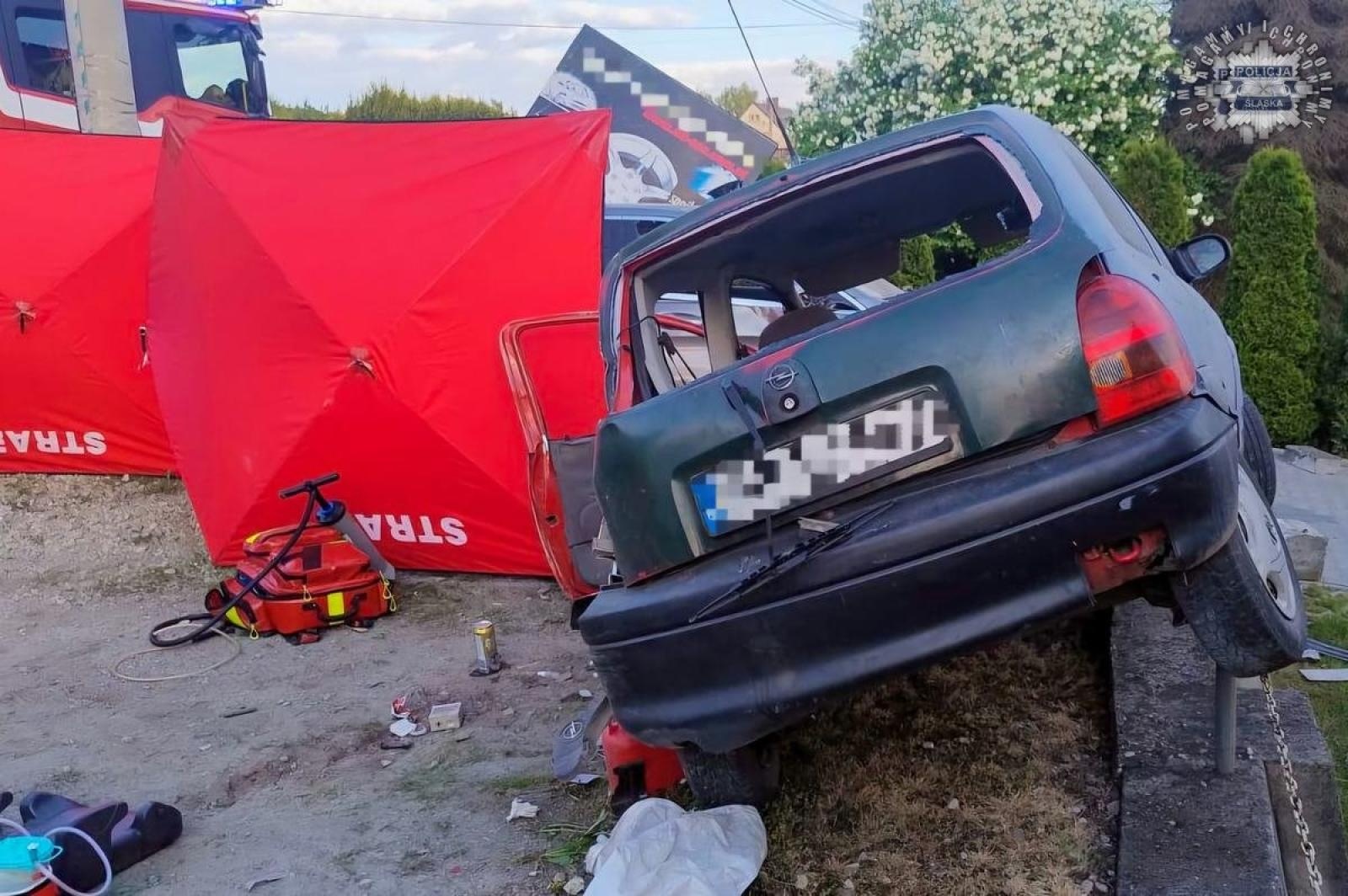 Zdjęcie w galerii na portalu naszraciborz.pl: Niebezpieczny rajd ulicami Wodzisławia: uciekał przed policją z 6-letnim dzieckiem w aucie i doprowadził do wypadku wiadomości z regionu