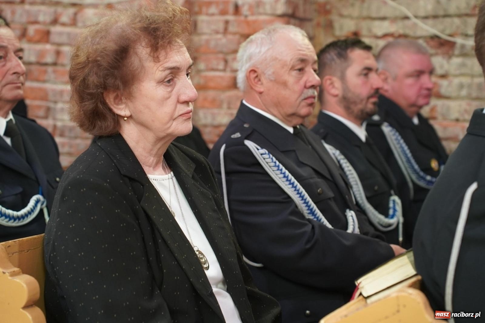 Zdjęcie w galerii na portalu naszraciborz.pl: 100-lecie OSP Gamów. Wręczono odznaczenia i poświęcono tablicę pamiątkową wiadomości z regionu