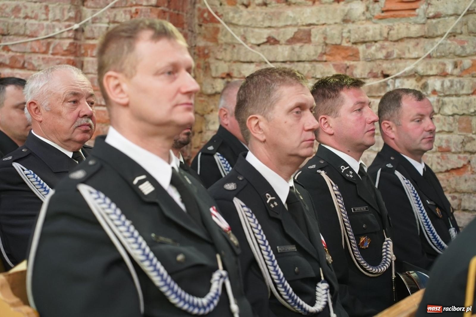 Zdjęcie w galerii na portalu naszraciborz.pl: 100-lecie OSP Gamów. Wręczono odznaczenia i poświęcono tablicę pamiątkową wiadomości z regionu