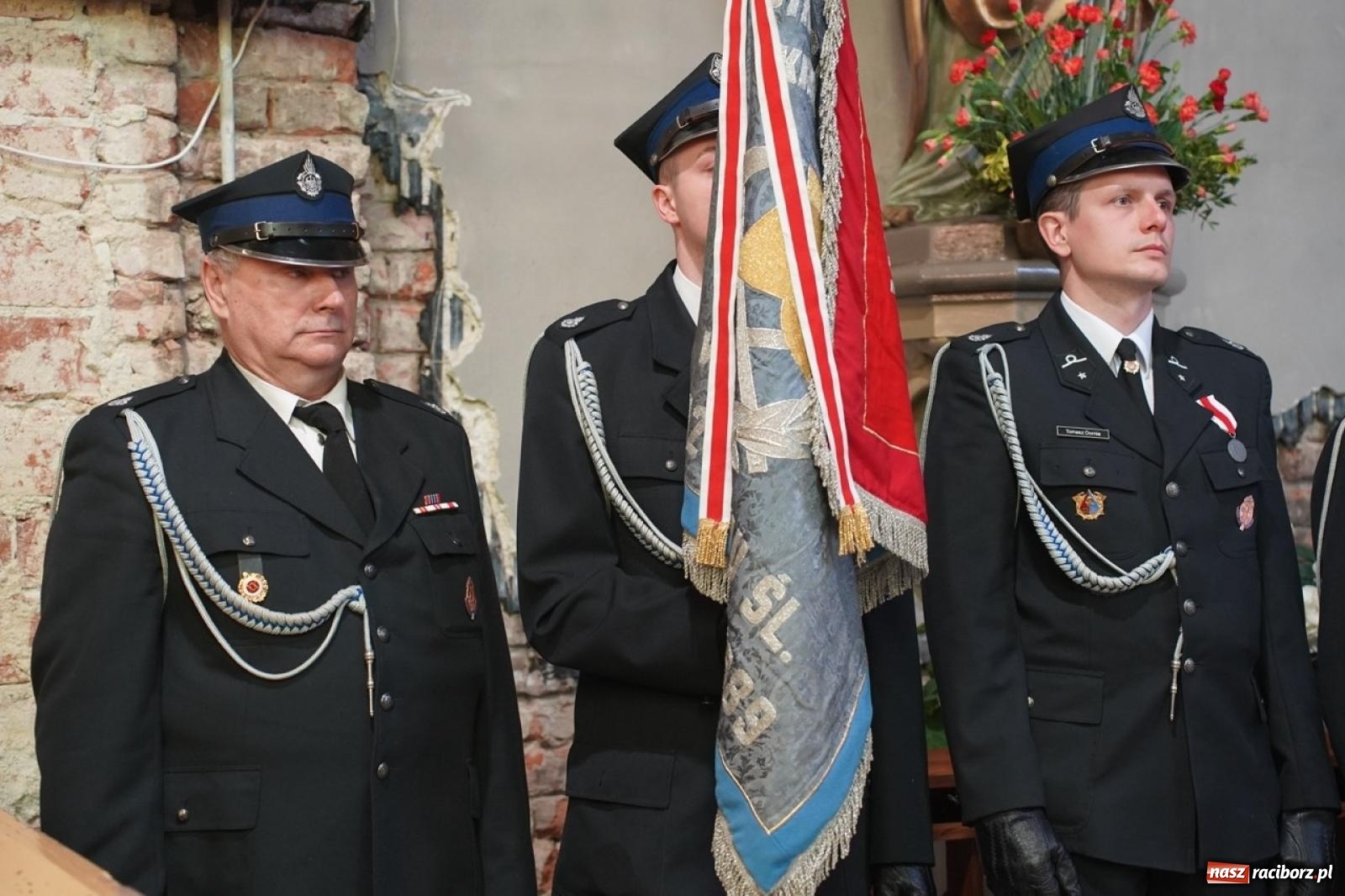 Zdjęcie w galerii na portalu naszraciborz.pl: 100-lecie OSP Gamów. Wręczono odznaczenia i poświęcono tablicę pamiątkową wiadomości z regionu