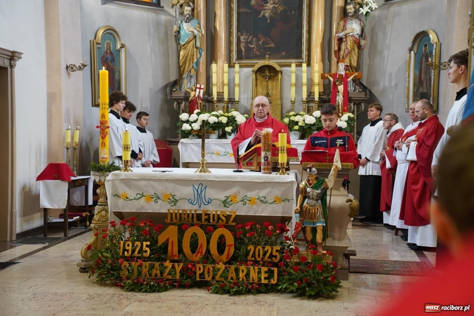 Zdjęcie w galerii na portalu naszraciborz.pl: 100-lecie OSP Gamów. Wręczono odznaczenia i poświęcono tablicę pamiątkową wiadomości z regionu