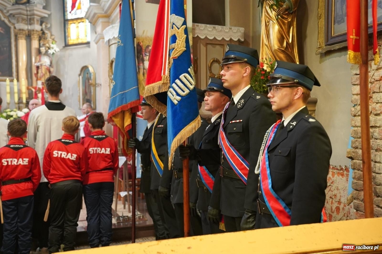 Zdjęcie w galerii na portalu naszraciborz.pl: 100-lecie OSP Gamów. Wręczono odznaczenia i poświęcono tablicę pamiątkową wiadomości z regionu