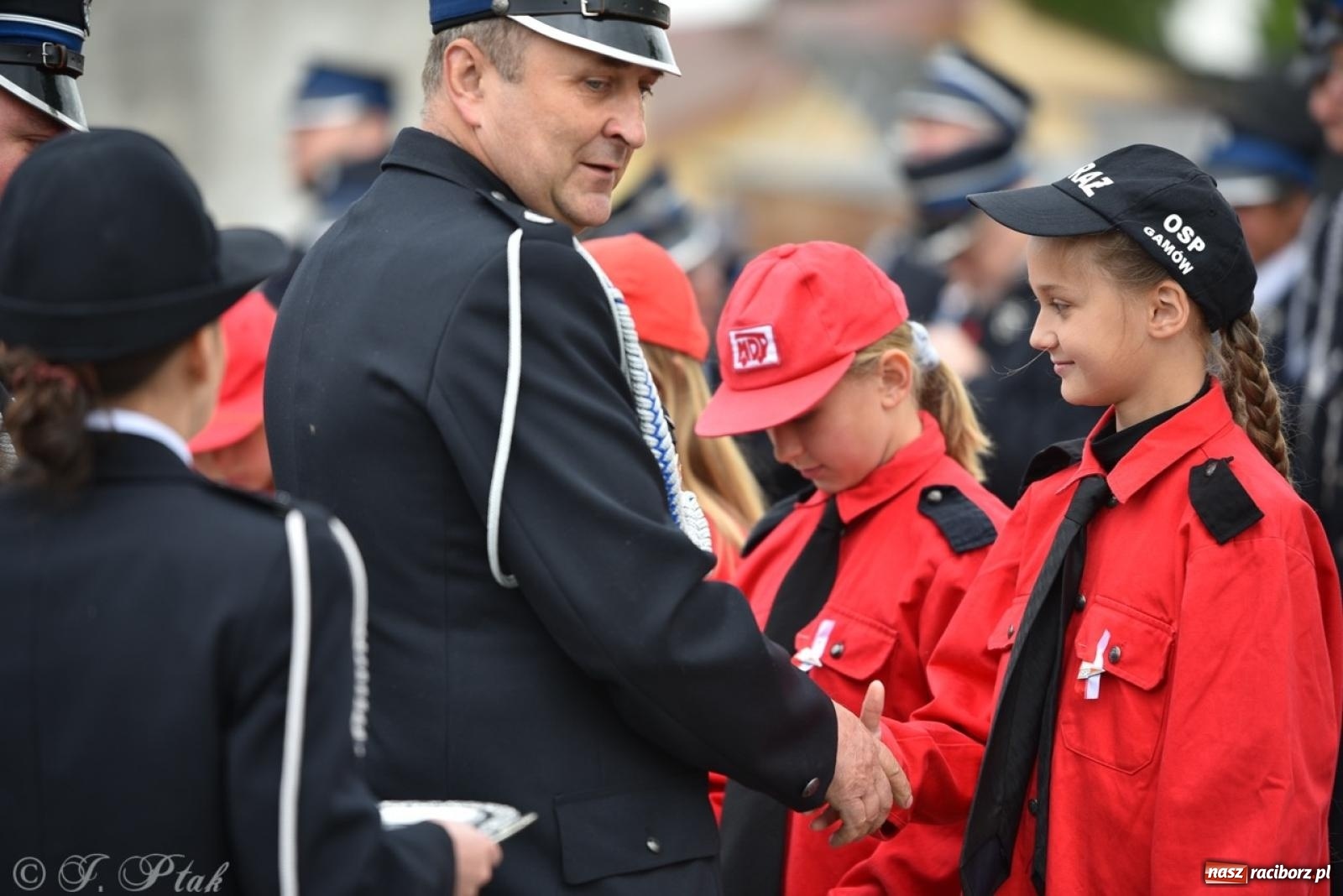 Zdjęcie w galerii na portalu naszraciborz.pl: 100-lecie OSP Gamów. Wręczono odznaczenia i poświęcono tablicę pamiątkową wiadomości z regionu