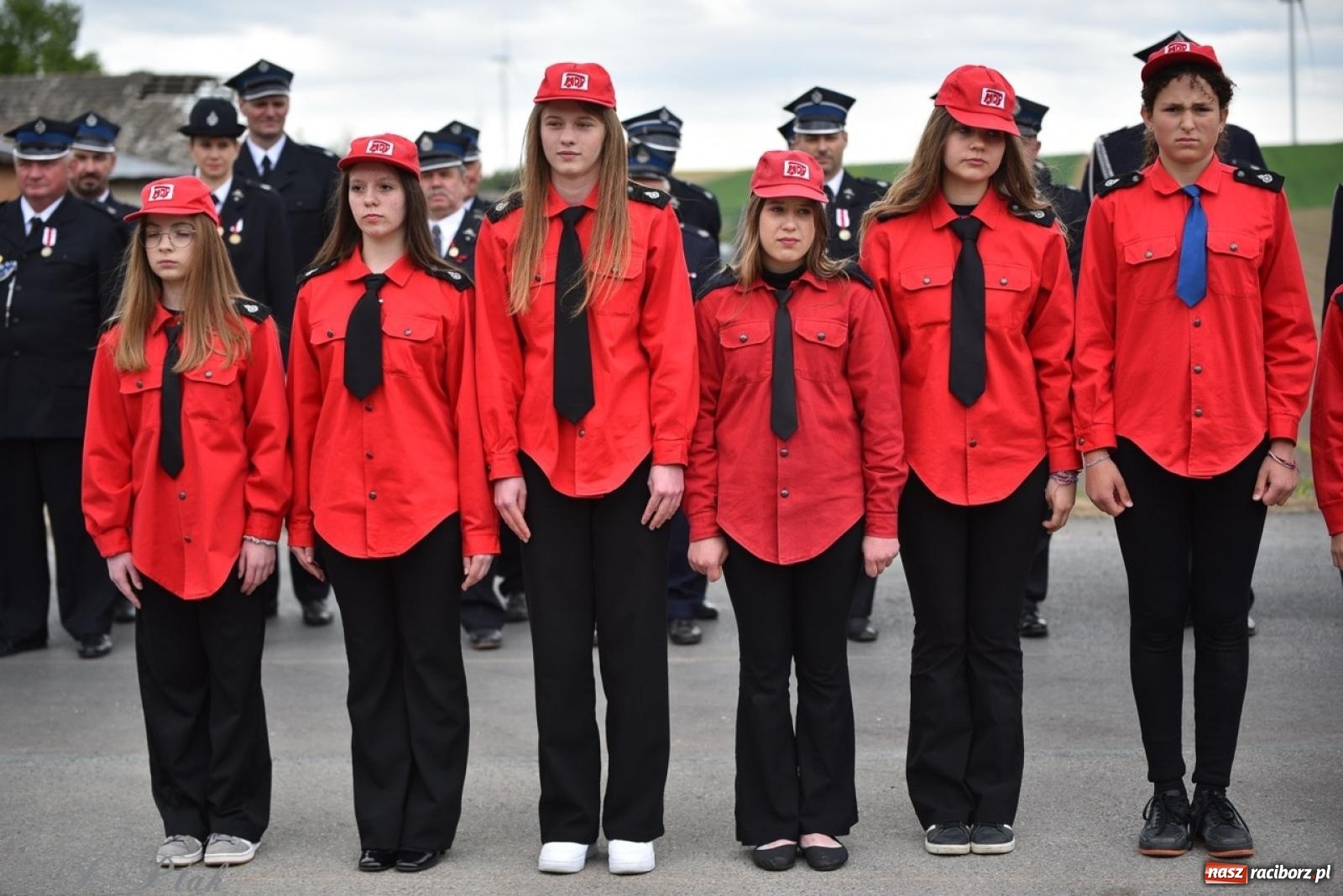Zdjęcie w galerii na portalu naszraciborz.pl: 100-lecie OSP Gamów. Wręczono odznaczenia i poświęcono tablicę pamiątkową wiadomości z regionu