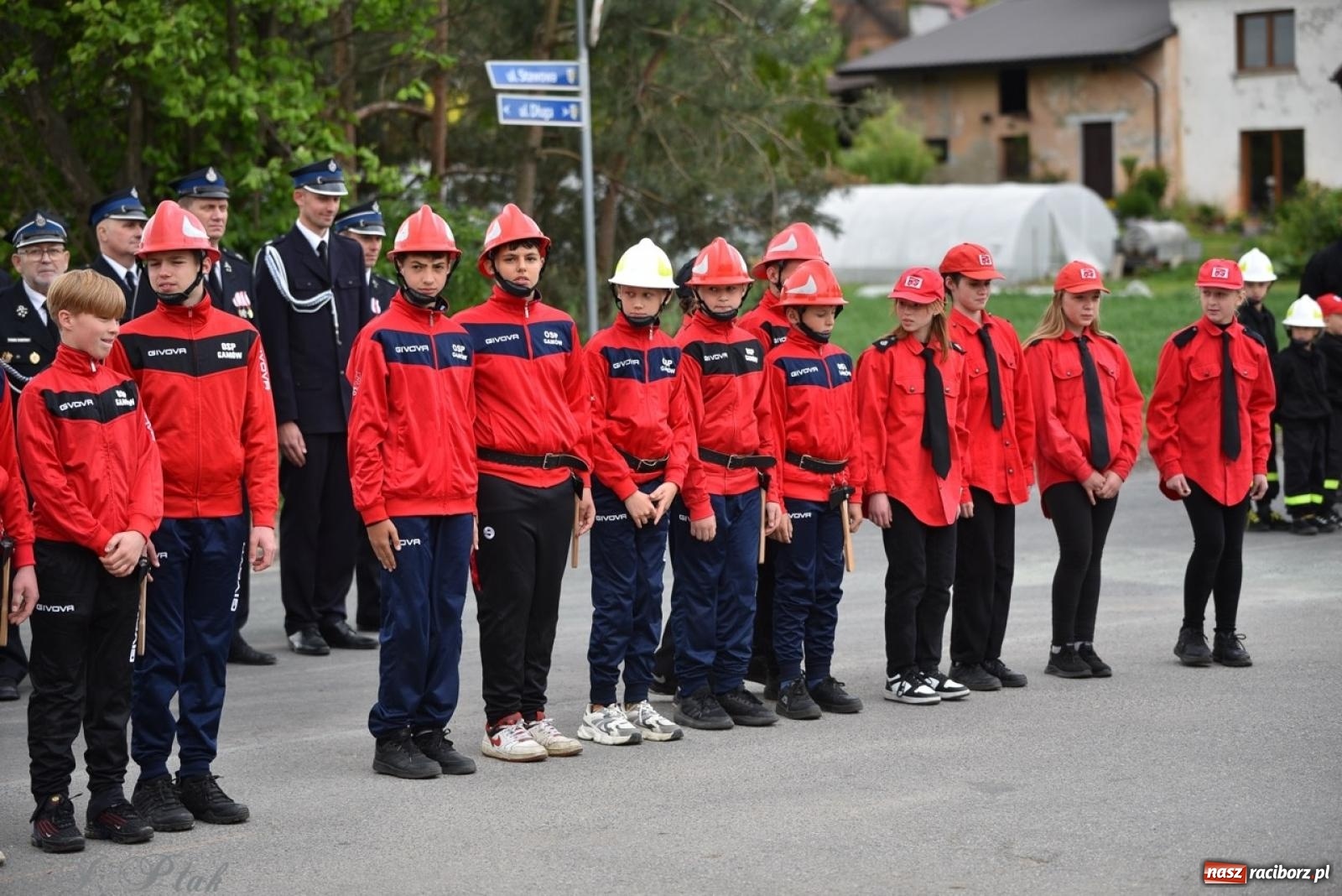 Zdjęcie w galerii na portalu naszraciborz.pl: 100-lecie OSP Gamów. Wręczono odznaczenia i poświęcono tablicę pamiątkową wiadomości z regionu
