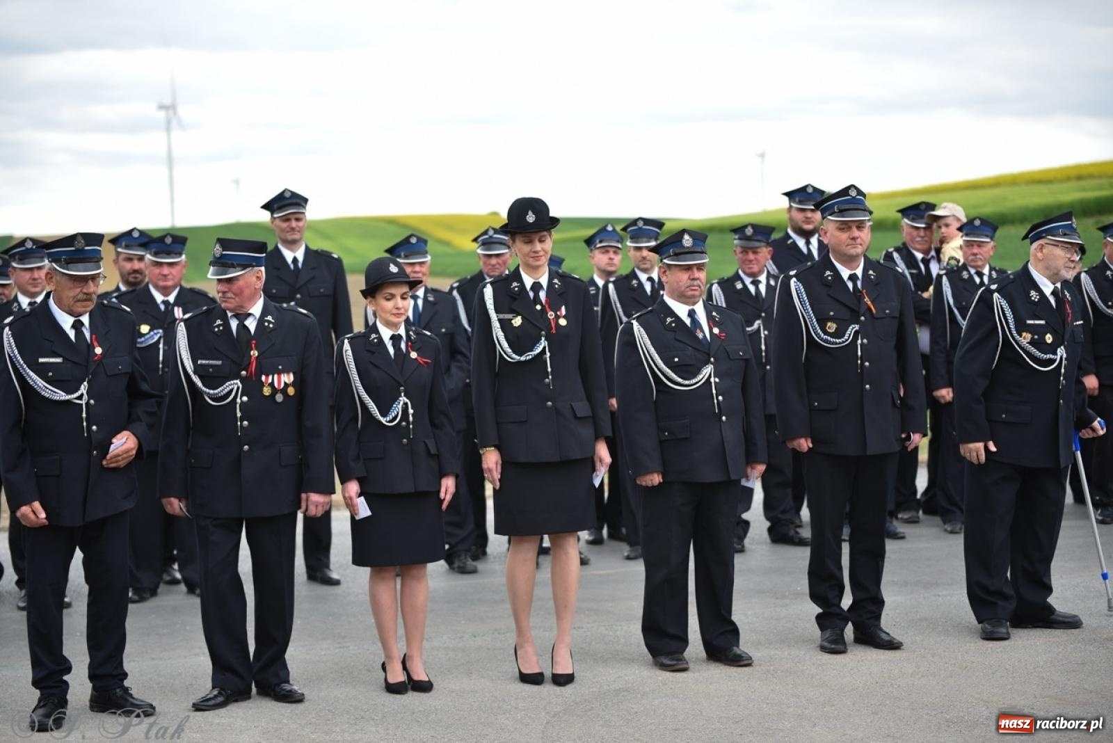 Zdjęcie w galerii na portalu naszraciborz.pl: 100-lecie OSP Gamów. Wręczono odznaczenia i poświęcono tablicę pamiątkową wiadomości z regionu