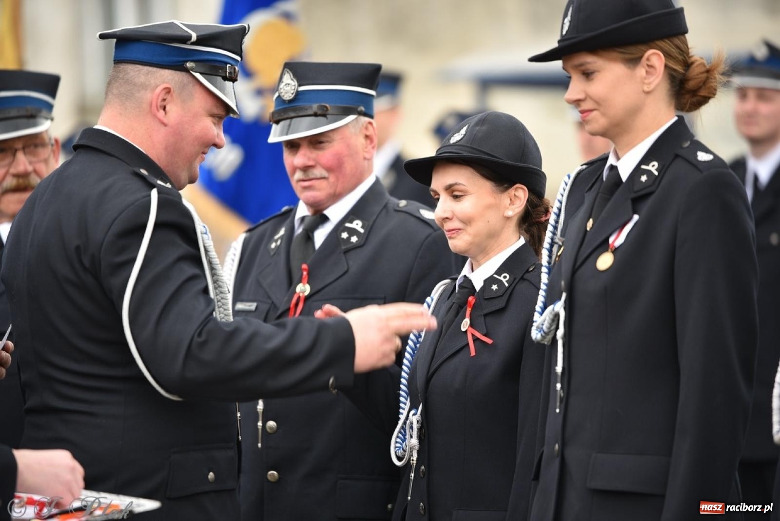 Zdjęcie w galerii na portalu naszraciborz.pl: 100-lecie OSP Gamów. Wręczono odznaczenia i poświęcono tablicę pamiątkową wiadomości z regionu
