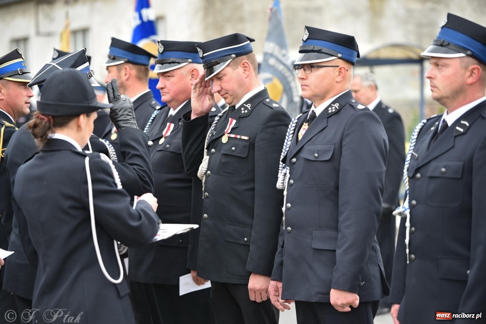 Zdjęcie w galerii na portalu naszraciborz.pl: 100-lecie OSP Gamów. Wręczono odznaczenia i poświęcono tablicę pamiątkową wiadomości z regionu