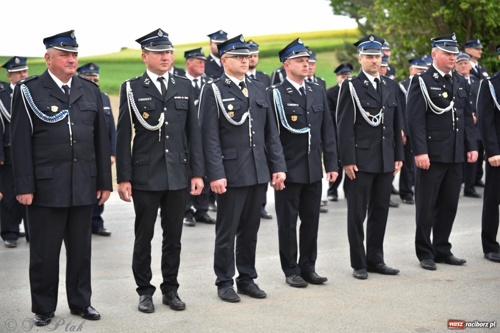 Zdjęcie w galerii na portalu naszraciborz.pl: 100-lecie OSP Gamów. Wręczono odznaczenia i poświęcono tablicę pamiątkową wiadomości z regionu
