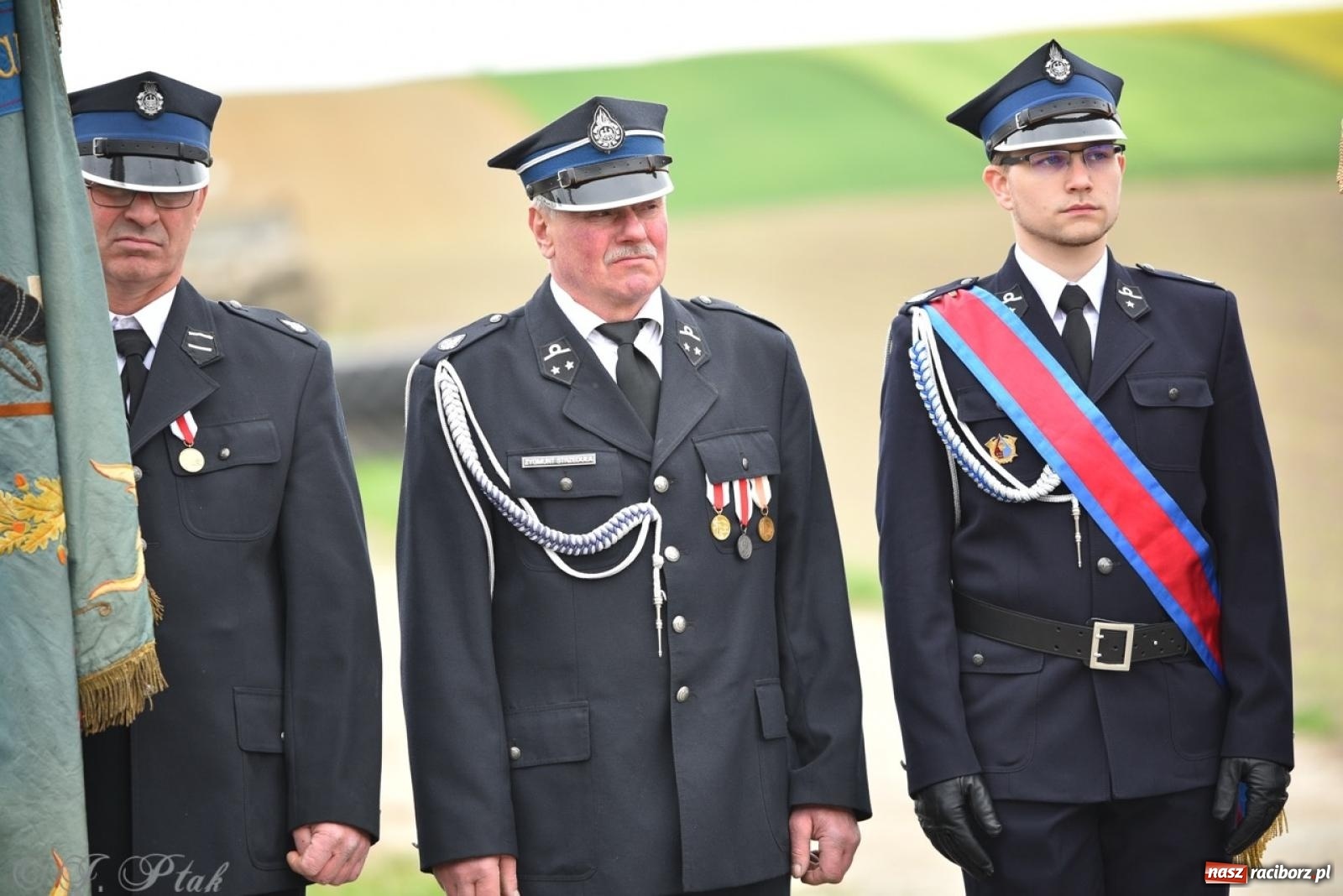 Zdjęcie w galerii na portalu naszraciborz.pl: 100-lecie OSP Gamów. Wręczono odznaczenia i poświęcono tablicę pamiątkową wiadomości z regionu