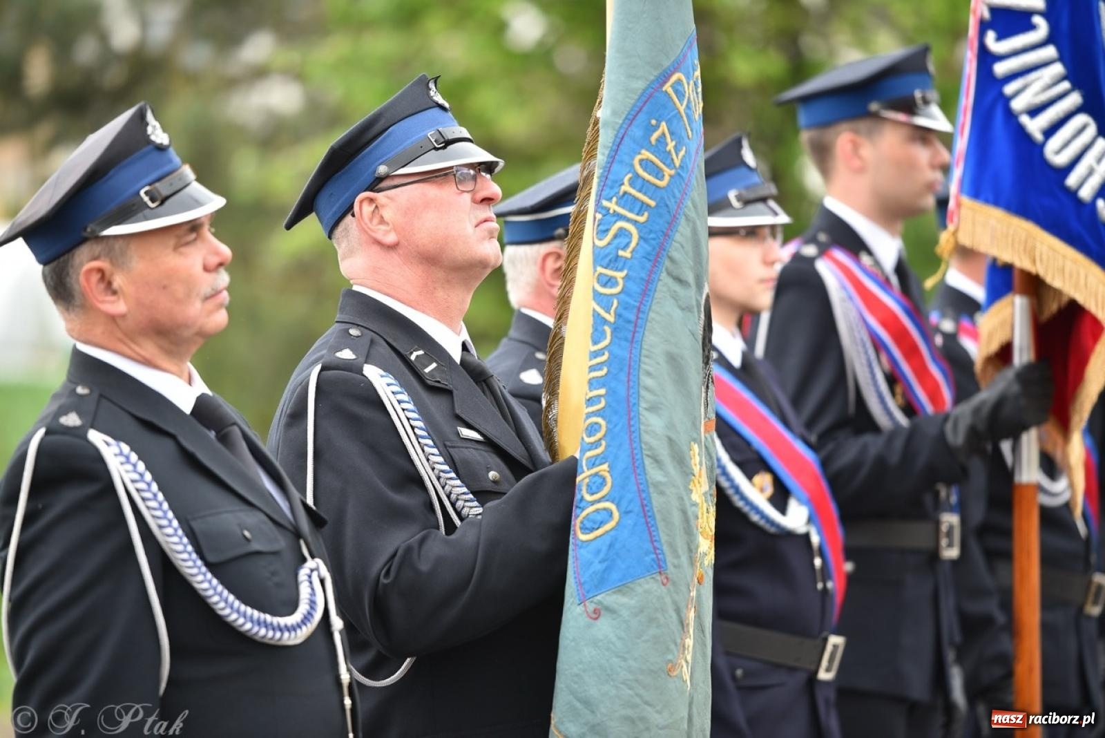 Zdjęcie w galerii na portalu naszraciborz.pl: 100-lecie OSP Gamów. Wręczono odznaczenia i poświęcono tablicę pamiątkową wiadomości z regionu