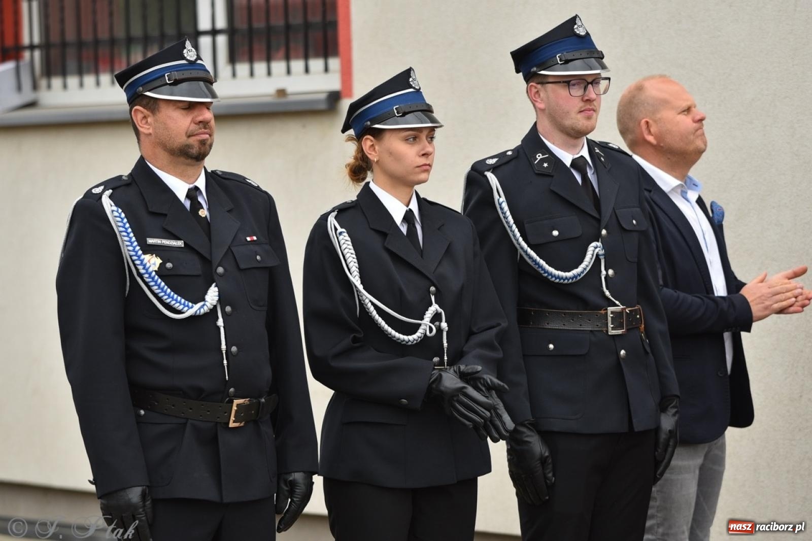 Zdjęcie w galerii na portalu naszraciborz.pl: 100-lecie OSP Gamów. Wręczono odznaczenia i poświęcono tablicę pamiątkową wiadomości z regionu
