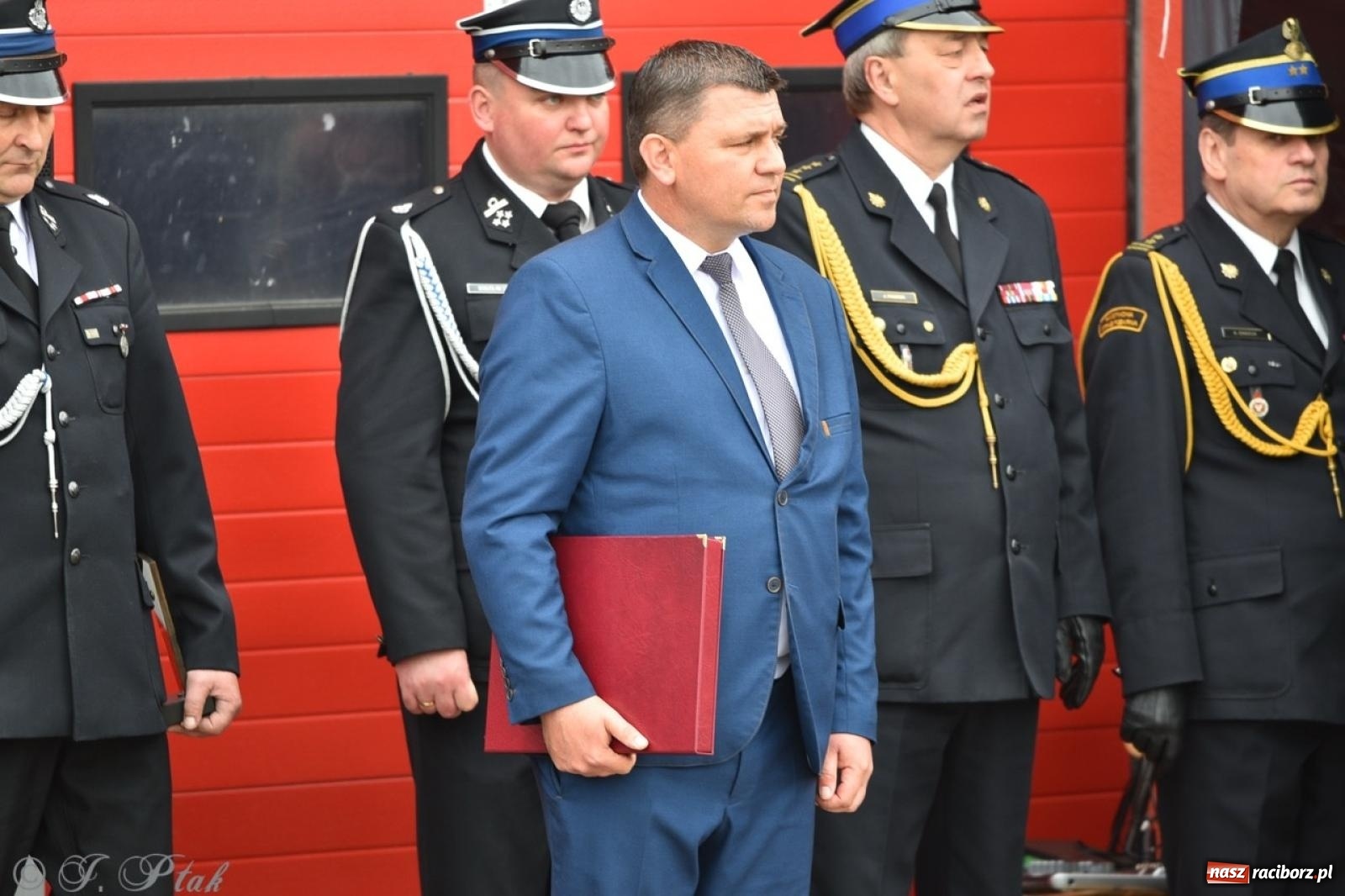 Zdjęcie w galerii na portalu naszraciborz.pl: 100-lecie OSP Gamów. Wręczono odznaczenia i poświęcono tablicę pamiątkową wiadomości z regionu