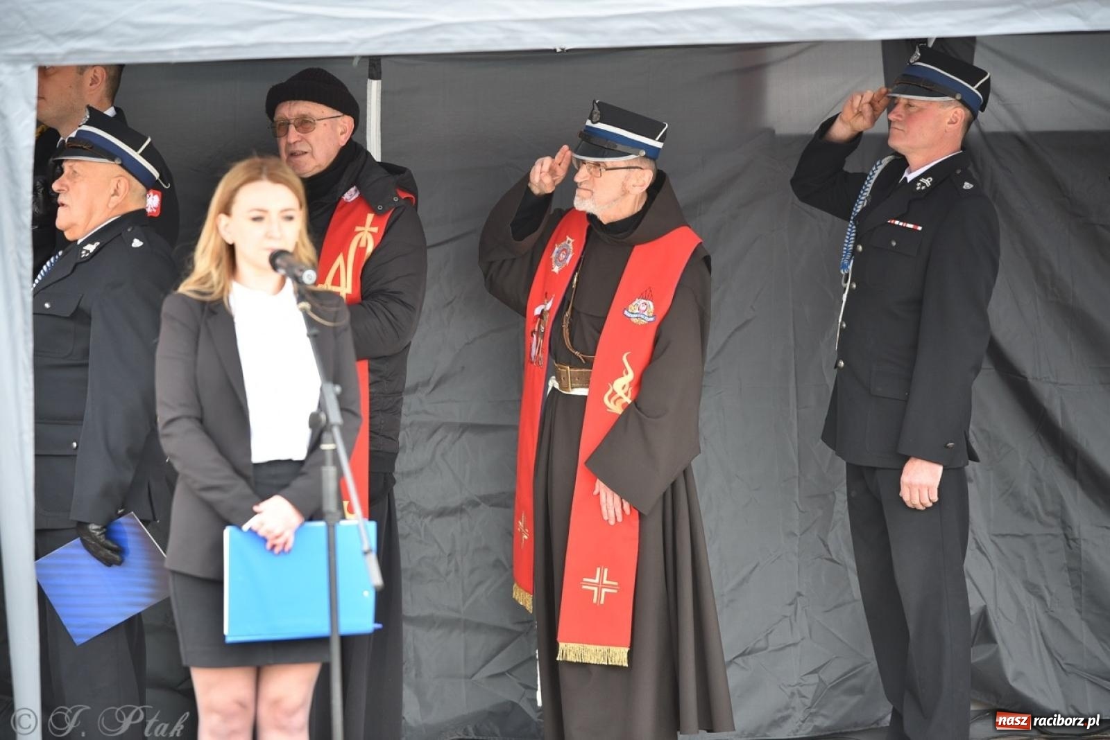 Zdjęcie w galerii na portalu naszraciborz.pl: 100-lecie OSP Gamów. Wręczono odznaczenia i poświęcono tablicę pamiątkową wiadomości z regionu