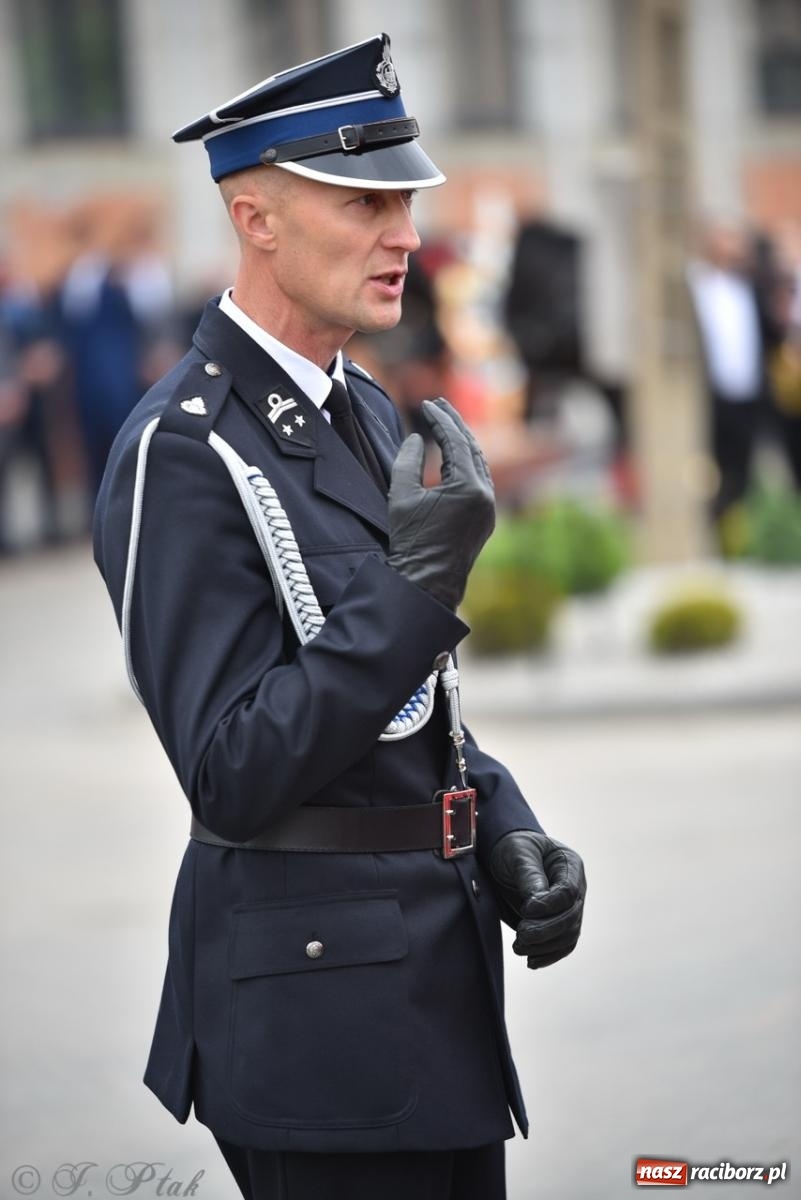 Zdjęcie w galerii na portalu naszraciborz.pl: 100-lecie OSP Gamów. Wręczono odznaczenia i poświęcono tablicę pamiątkową wiadomości z regionu