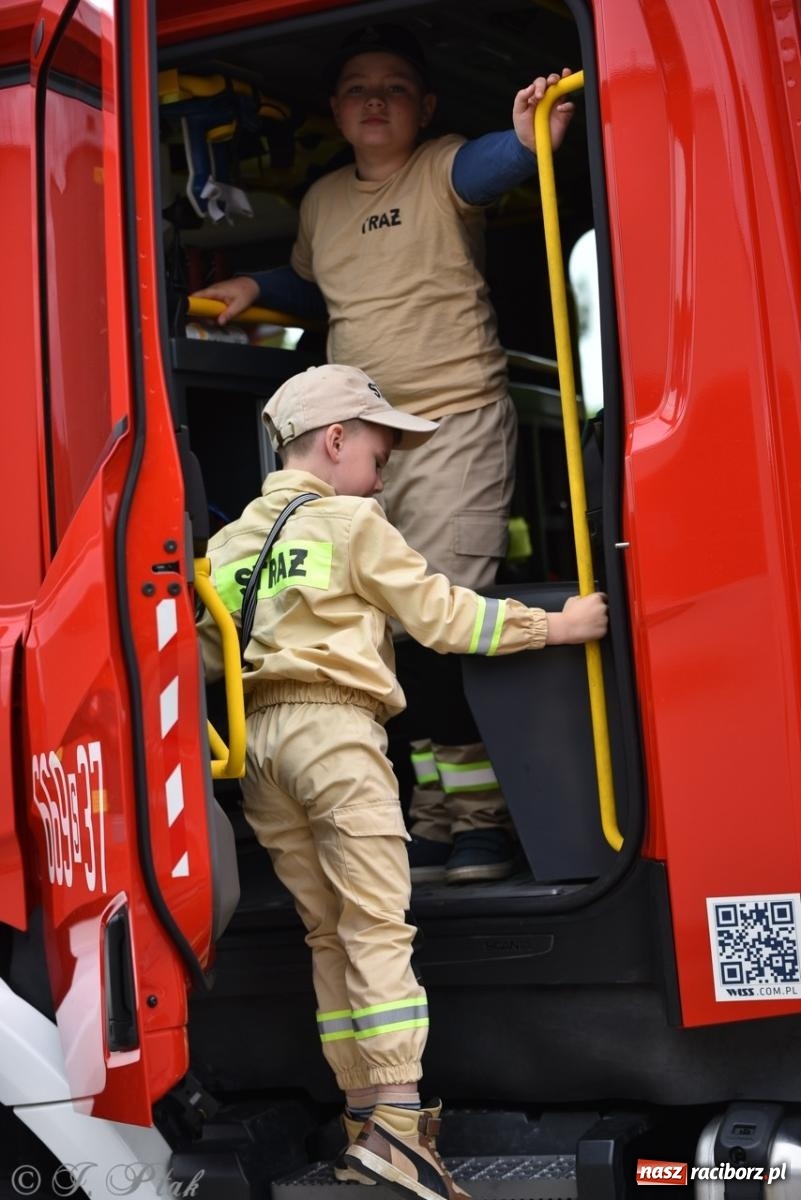 Zdjęcie w galerii na portalu naszraciborz.pl: 100-lecie OSP Gamów. Wręczono odznaczenia i poświęcono tablicę pamiątkową wiadomości z regionu