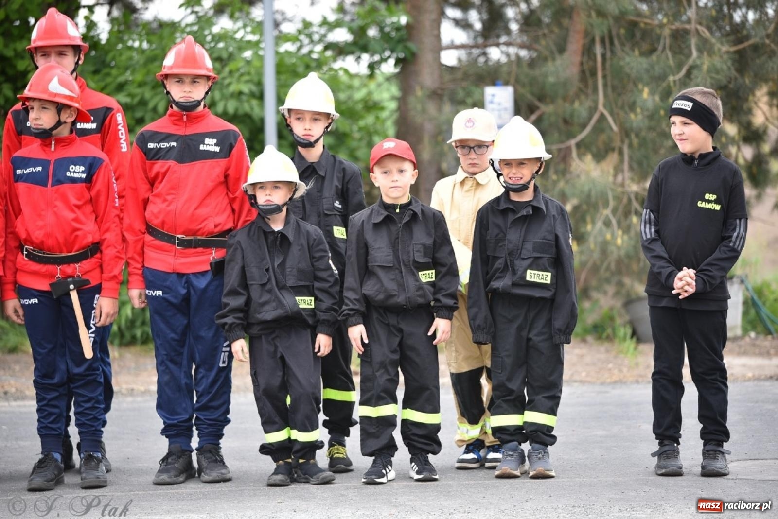 Zdjęcie w galerii na portalu naszraciborz.pl: 100-lecie OSP Gamów. Wręczono odznaczenia i poświęcono tablicę pamiątkową wiadomości z regionu