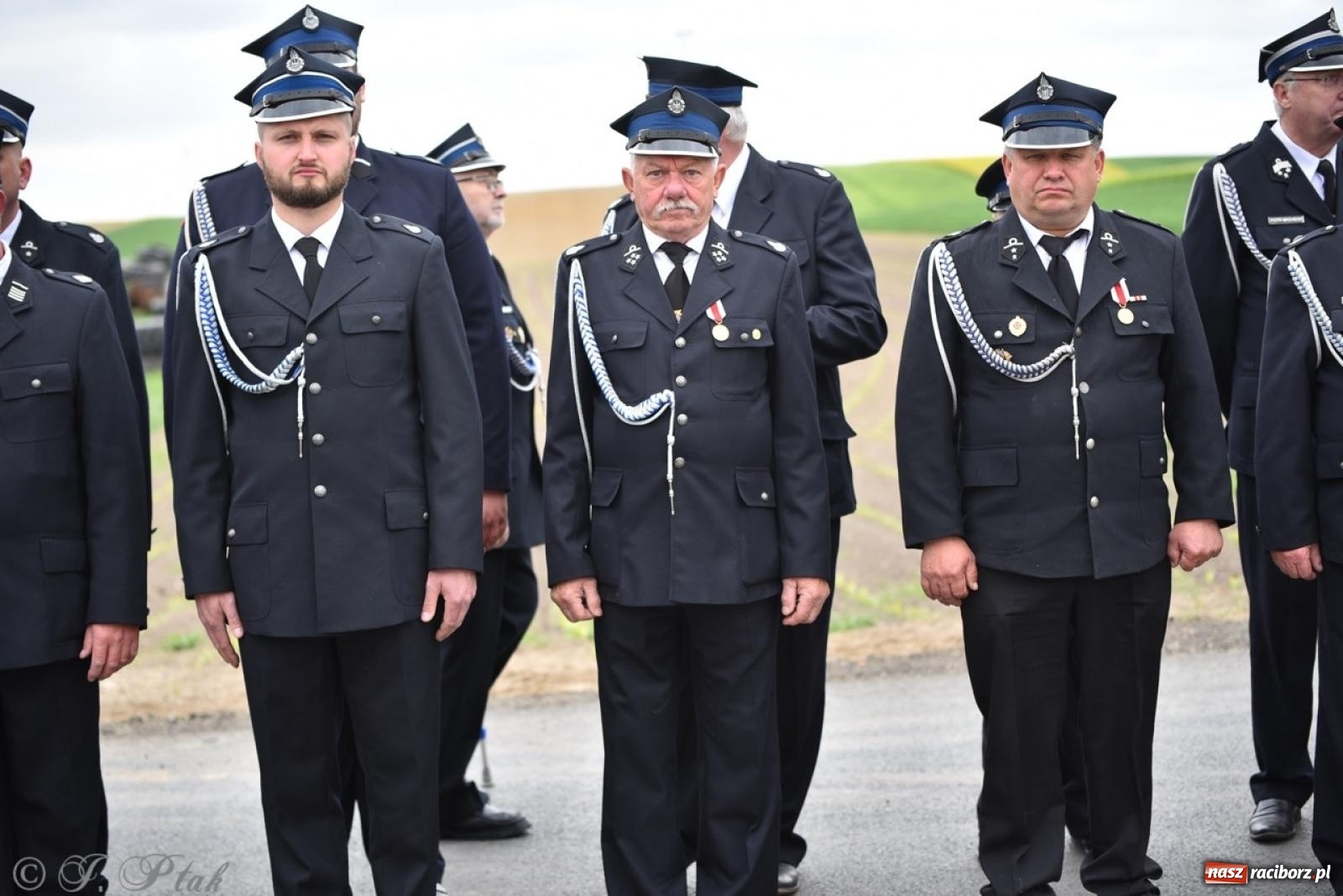 Zdjęcie w galerii na portalu naszraciborz.pl: 100-lecie OSP Gamów. Wręczono odznaczenia i poświęcono tablicę pamiątkową wiadomości z regionu