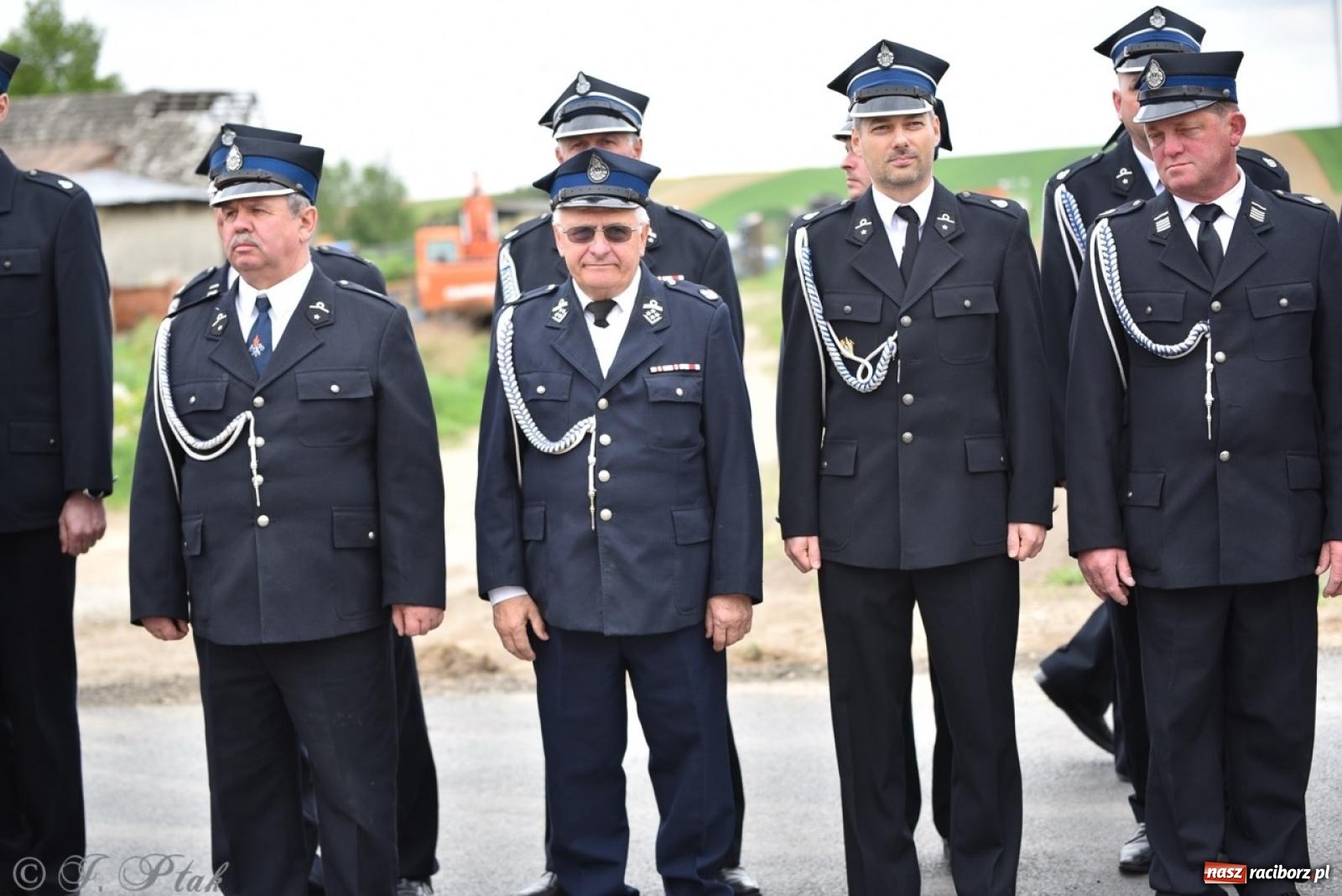 Zdjęcie w galerii na portalu naszraciborz.pl: 100-lecie OSP Gamów. Wręczono odznaczenia i poświęcono tablicę pamiątkową wiadomości z regionu