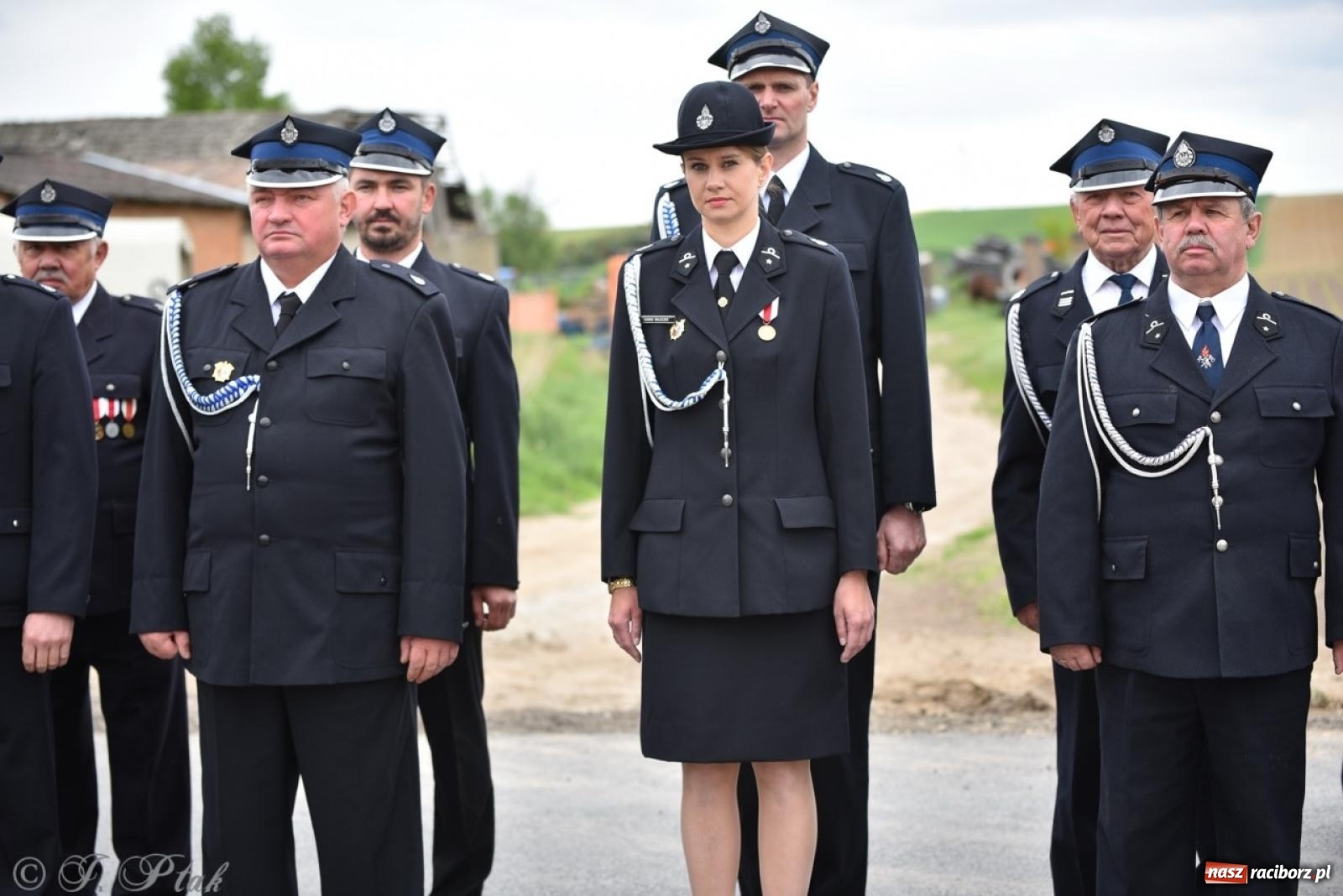 Zdjęcie w galerii na portalu naszraciborz.pl: 100-lecie OSP Gamów. Wręczono odznaczenia i poświęcono tablicę pamiątkową wiadomości z regionu