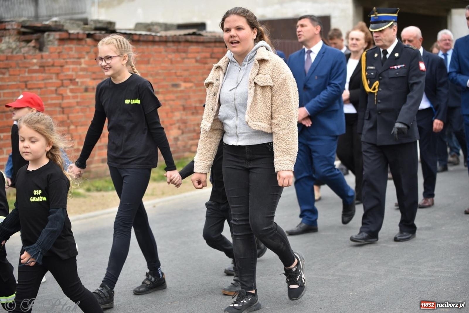 Zdjęcie w galerii na portalu naszraciborz.pl: 100-lecie OSP Gamów. Wręczono odznaczenia i poświęcono tablicę pamiątkową wiadomości z regionu