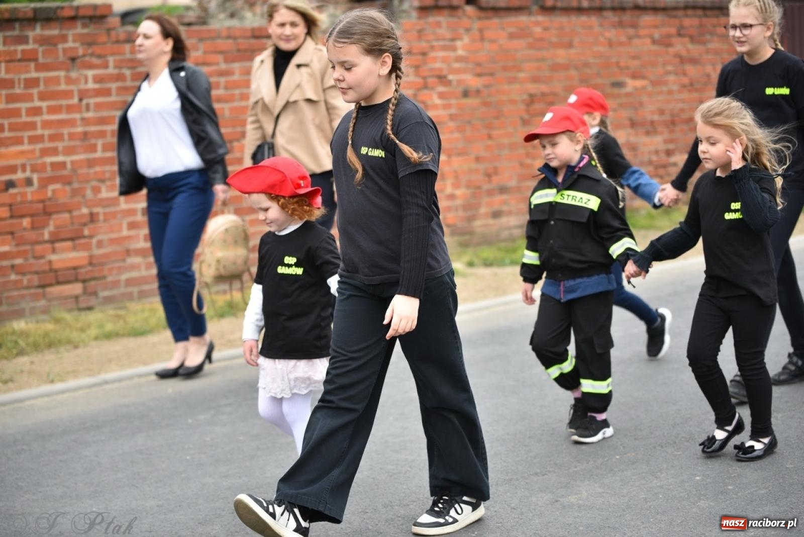 Zdjęcie w galerii na portalu naszraciborz.pl: 100-lecie OSP Gamów. Wręczono odznaczenia i poświęcono tablicę pamiątkową wiadomości z regionu