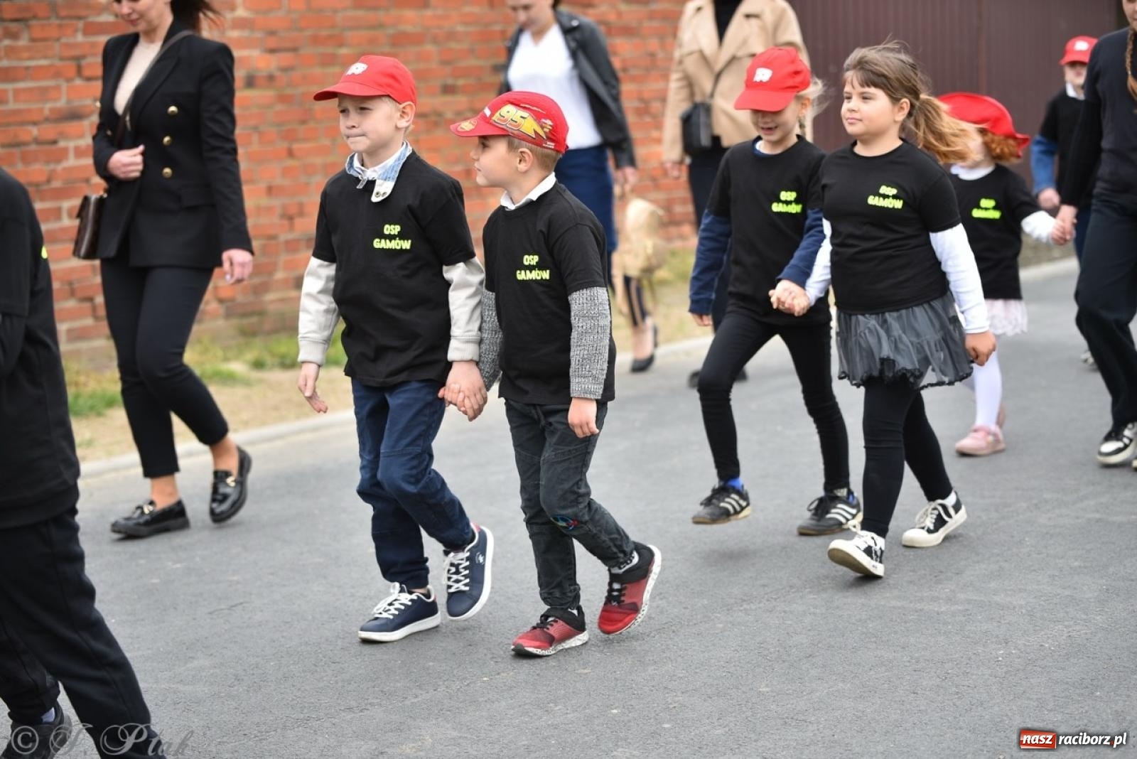 Zdjęcie w galerii na portalu naszraciborz.pl: 100-lecie OSP Gamów. Wręczono odznaczenia i poświęcono tablicę pamiątkową wiadomości z regionu