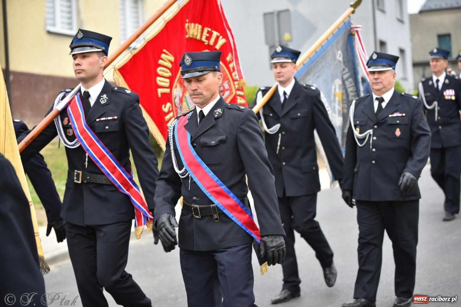 Zdjęcie w galerii na portalu naszraciborz.pl: 100-lecie OSP Gamów. Wręczono odznaczenia i poświęcono tablicę pamiątkową wiadomości z regionu