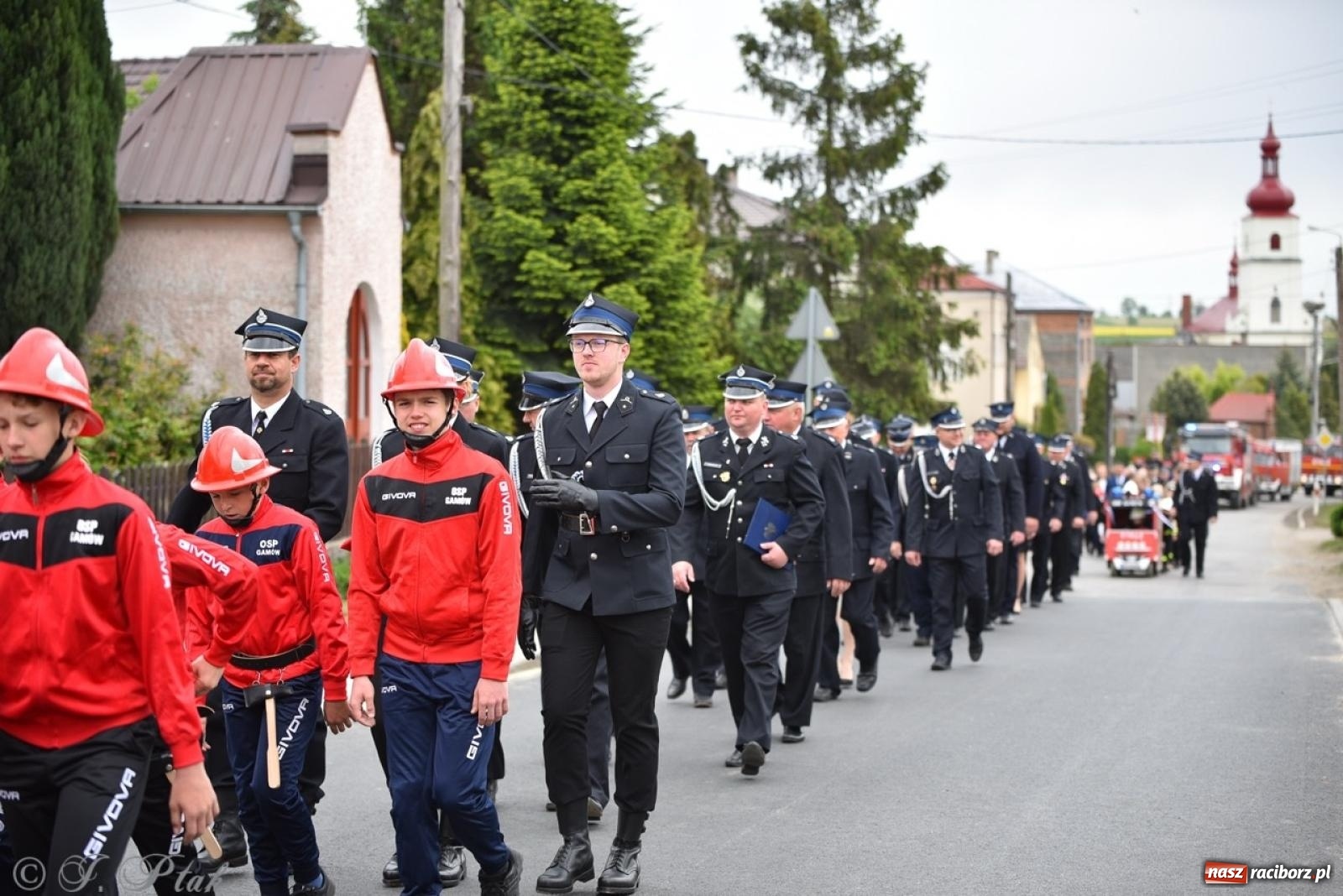 Zdjęcie w galerii na portalu naszraciborz.pl: 100-lecie OSP Gamów. Wręczono odznaczenia i poświęcono tablicę pamiątkową wiadomości z regionu