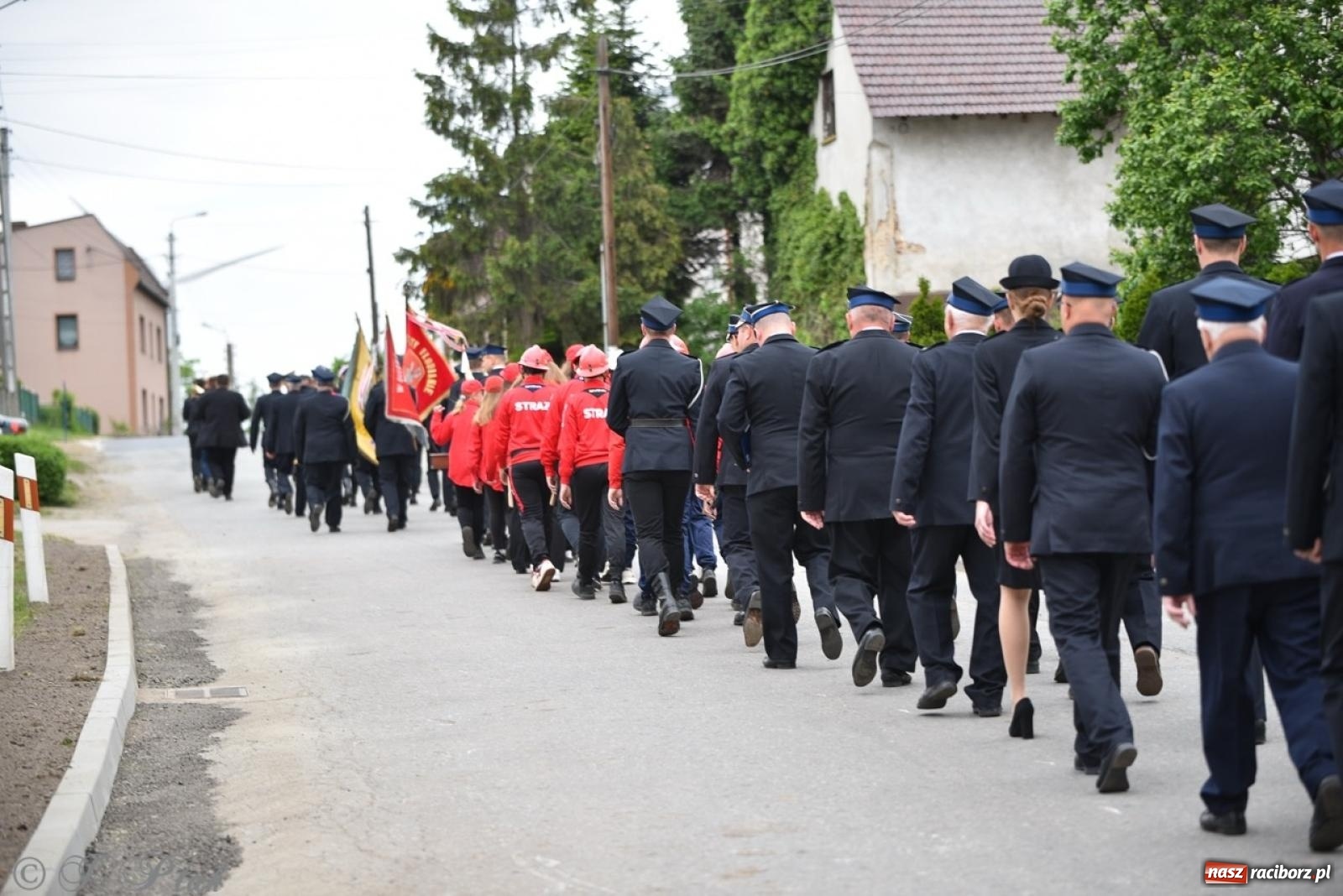 Zdjęcie w galerii na portalu naszraciborz.pl: 100-lecie OSP Gamów. Wręczono odznaczenia i poświęcono tablicę pamiątkową wiadomości z regionu