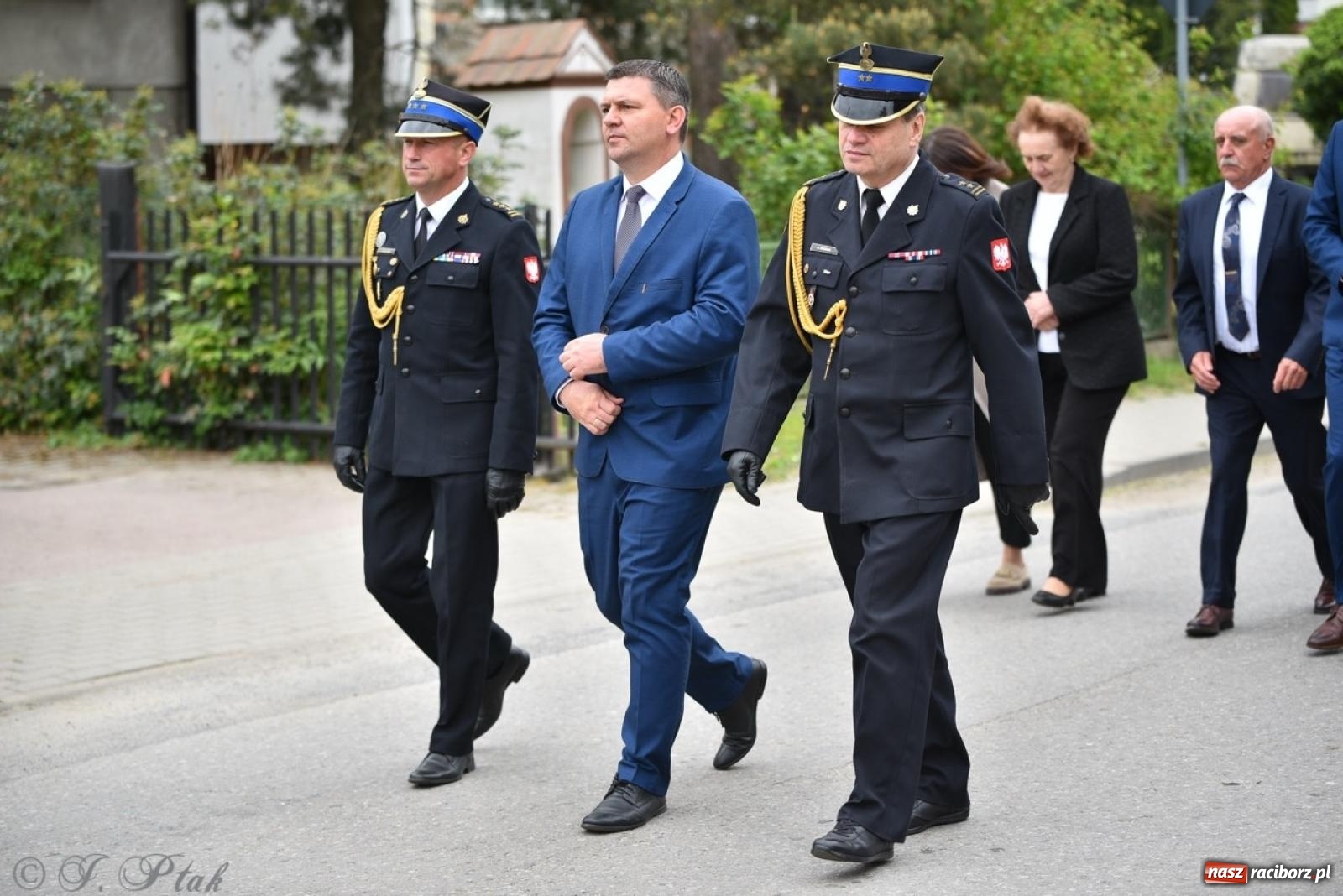 Zdjęcie w galerii na portalu naszraciborz.pl: 100-lecie OSP Gamów. Wręczono odznaczenia i poświęcono tablicę pamiątkową wiadomości z regionu