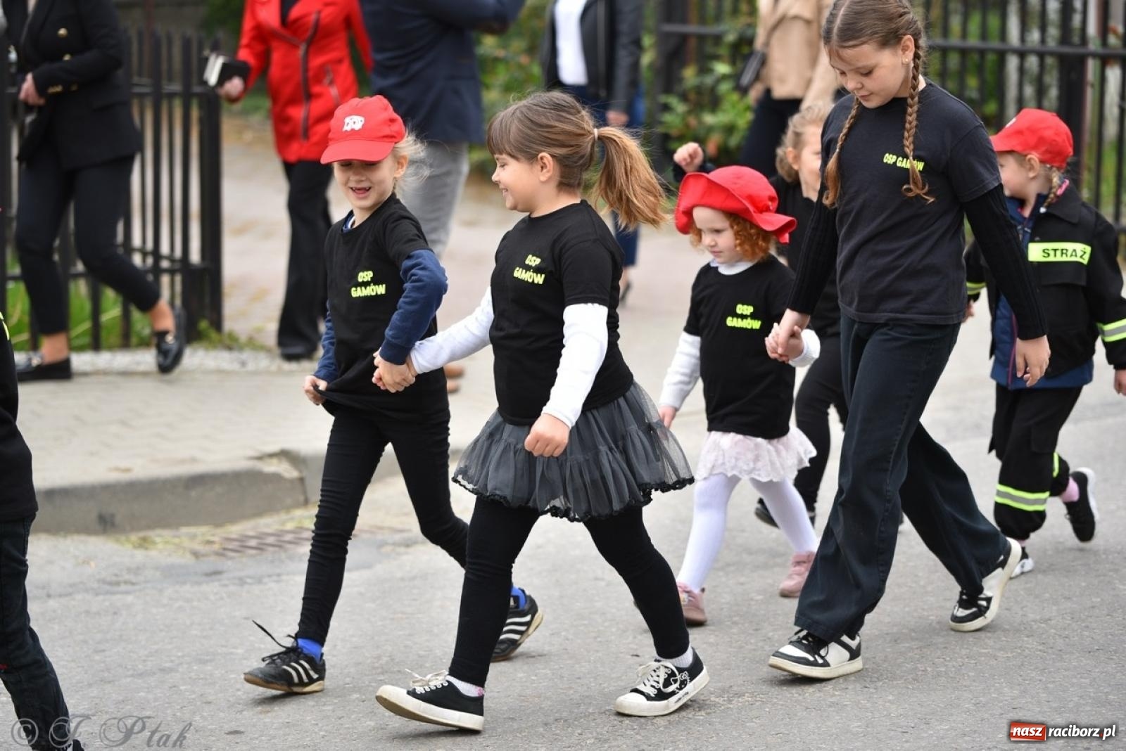 Zdjęcie w galerii na portalu naszraciborz.pl: 100-lecie OSP Gamów. Wręczono odznaczenia i poświęcono tablicę pamiątkową wiadomości z regionu