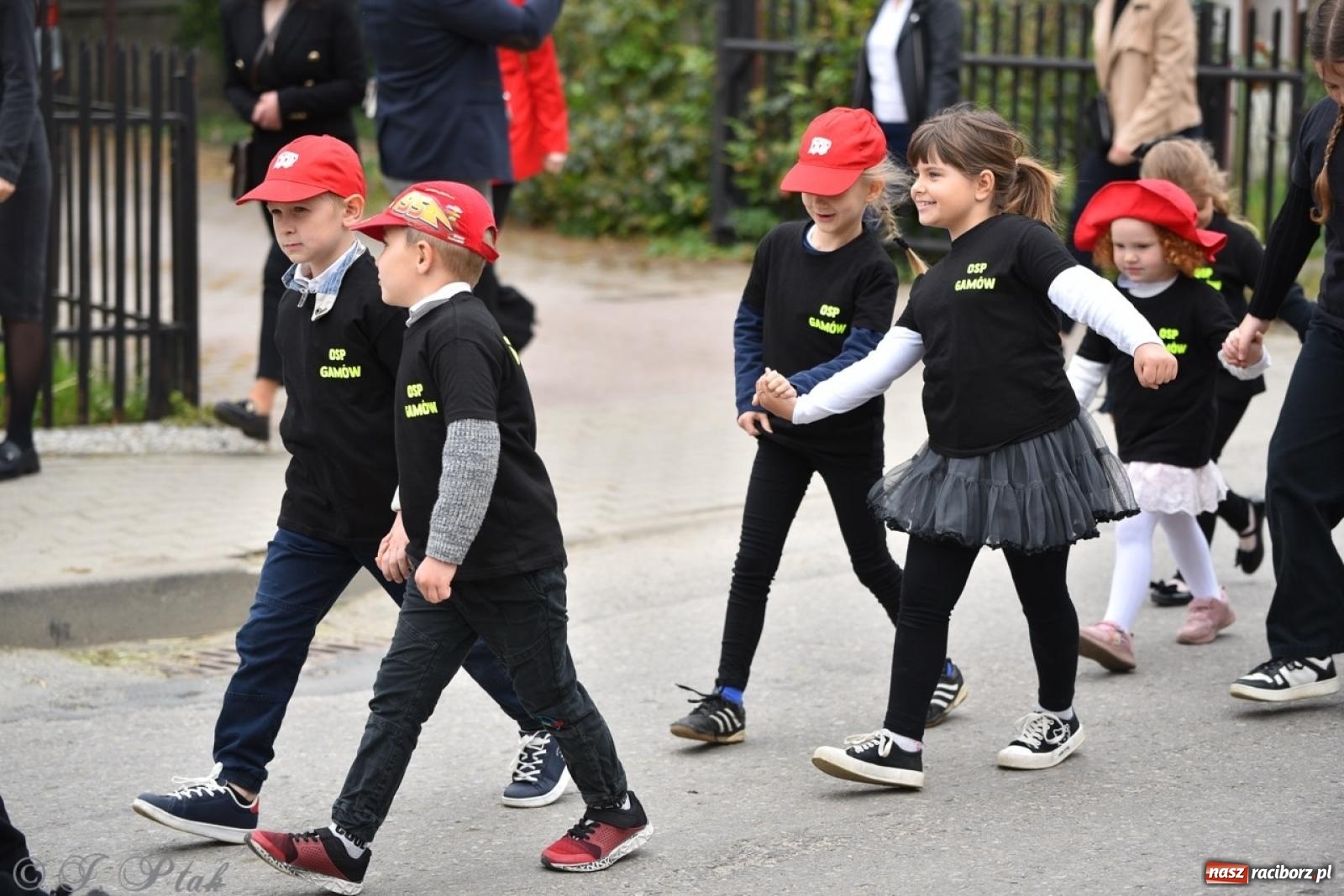 Zdjęcie w galerii na portalu naszraciborz.pl: 100-lecie OSP Gamów. Wręczono odznaczenia i poświęcono tablicę pamiątkową wiadomości z regionu