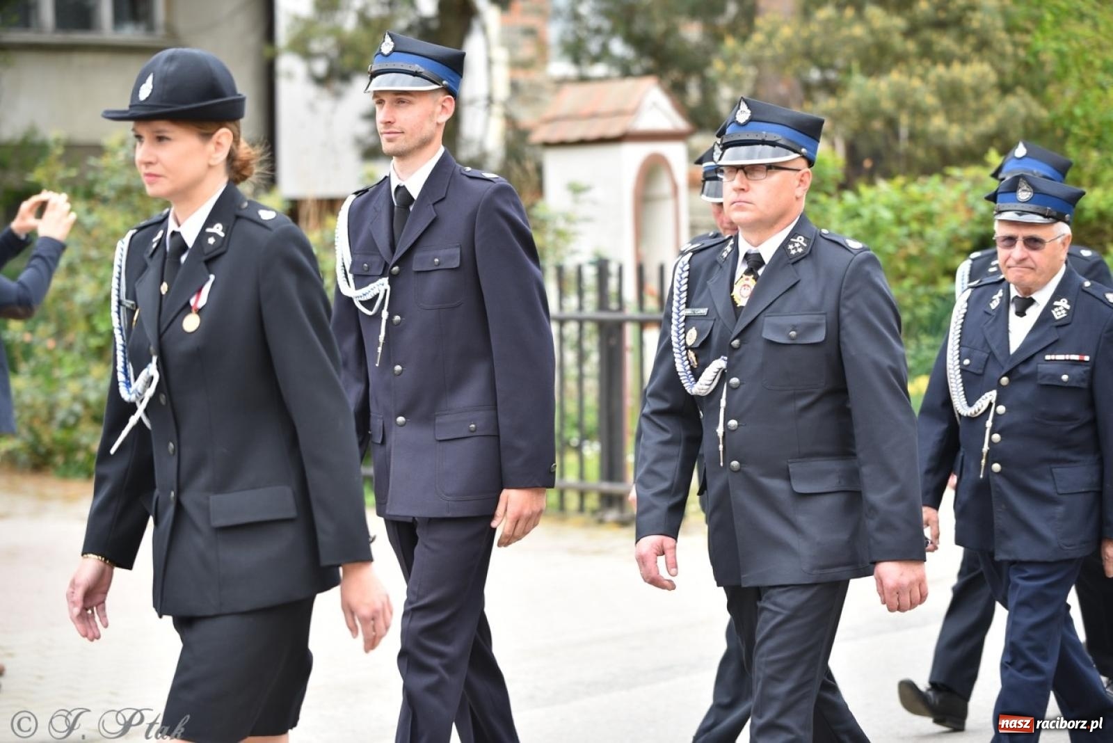 Zdjęcie w galerii na portalu naszraciborz.pl: 100-lecie OSP Gamów. Wręczono odznaczenia i poświęcono tablicę pamiątkową wiadomości z regionu
